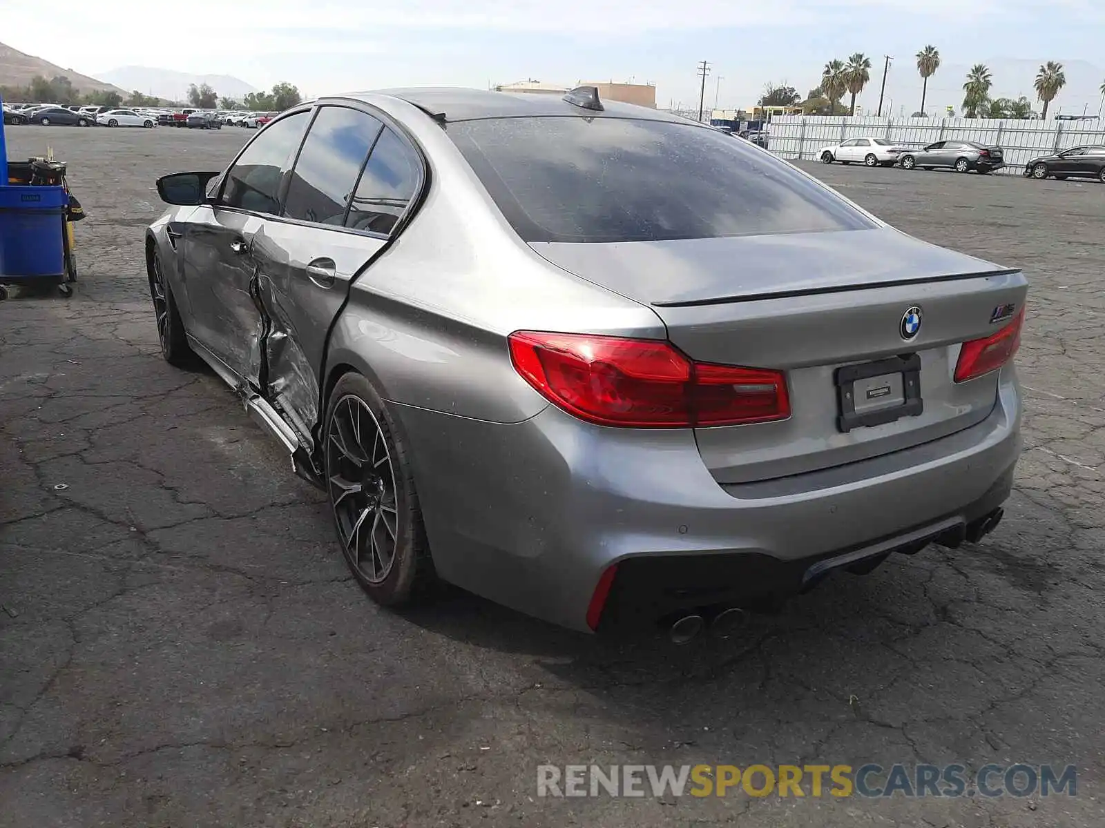 3 Photograph of a damaged car WBSJF0C52KB448072 BMW M5 2019