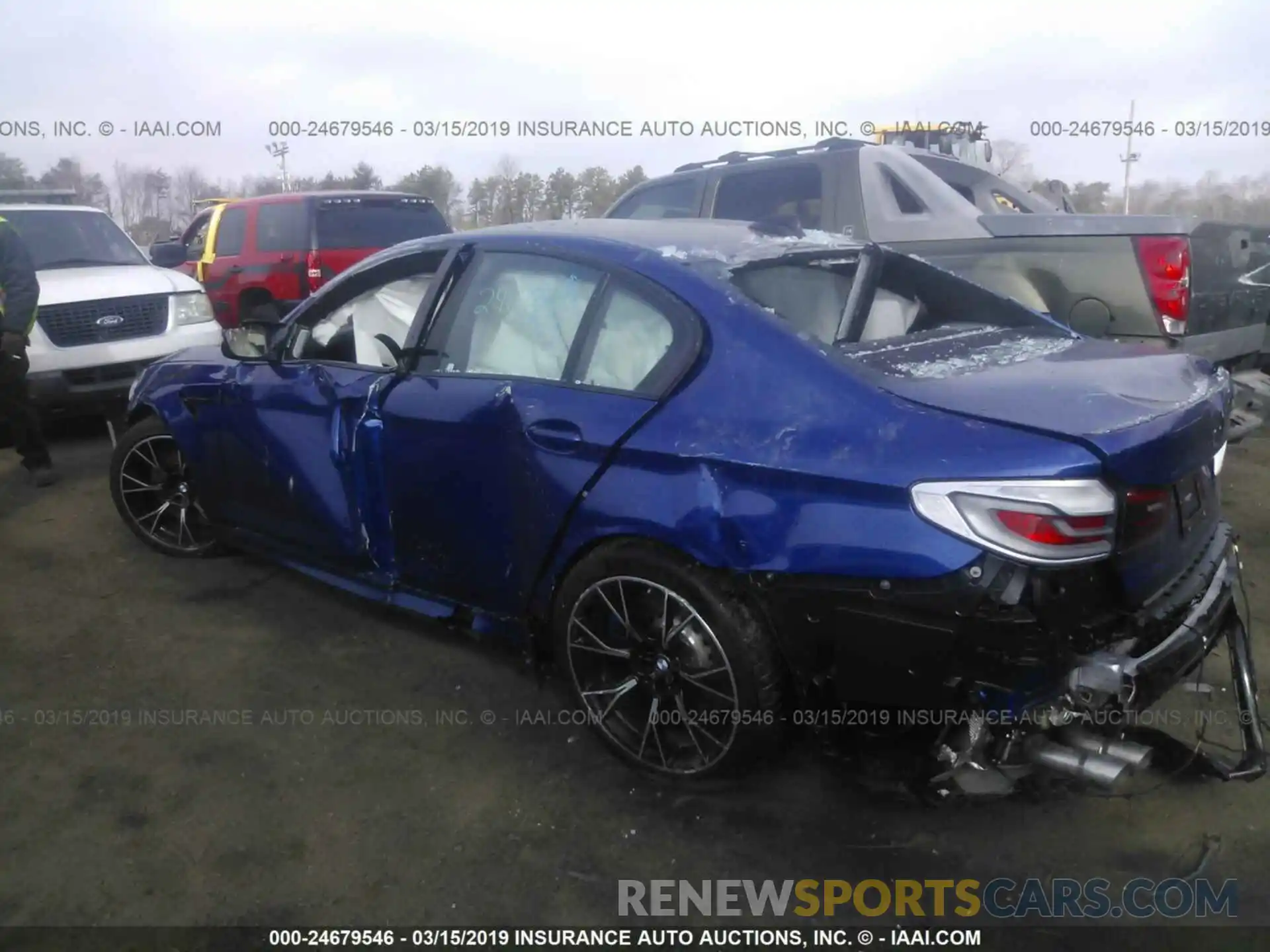 3 Photograph of a damaged car WBSJF0C53KB285741 BMW M5 2019
