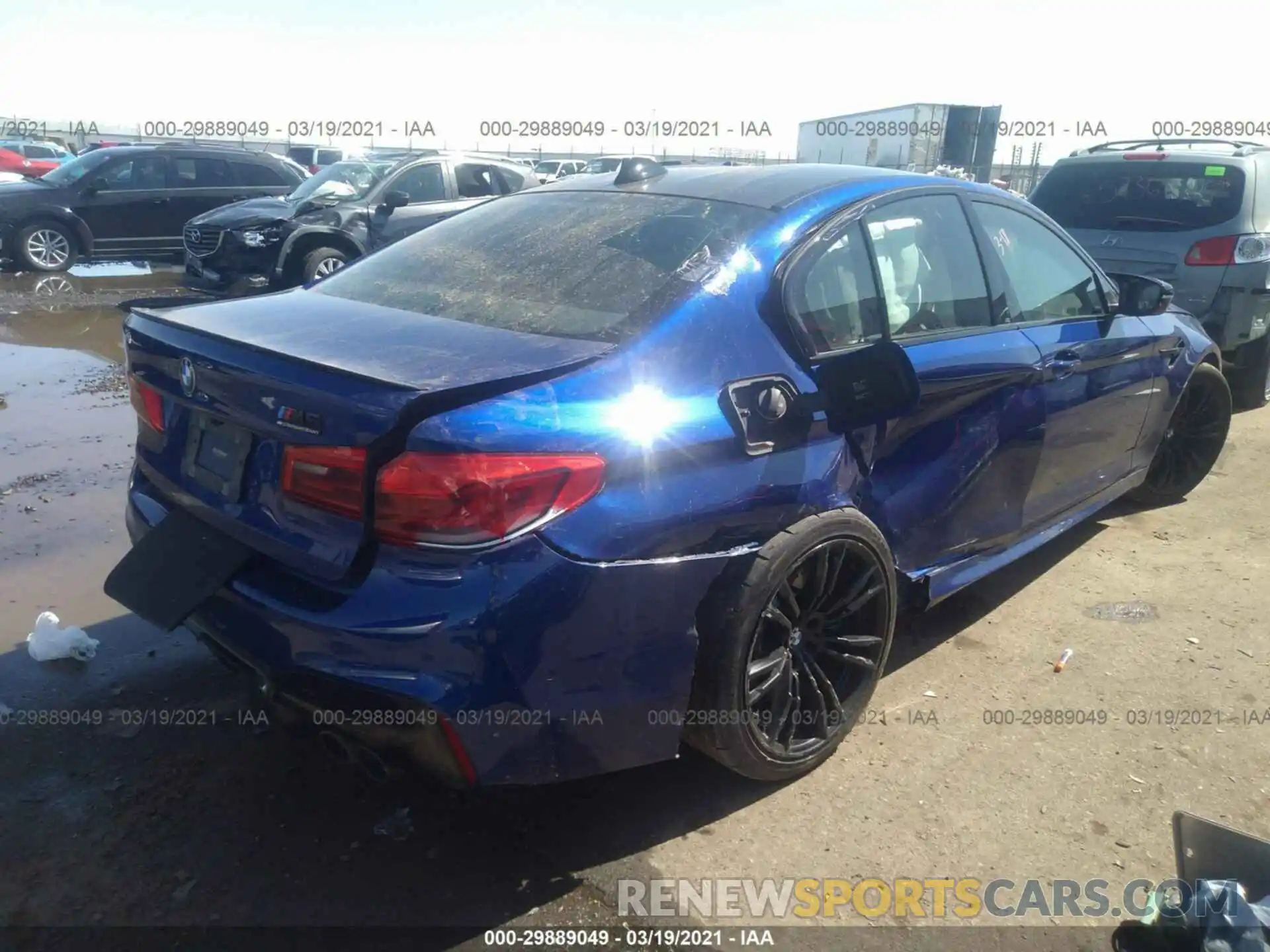 4 Photograph of a damaged car WBSJF0C53KB446623 BMW M5 2019