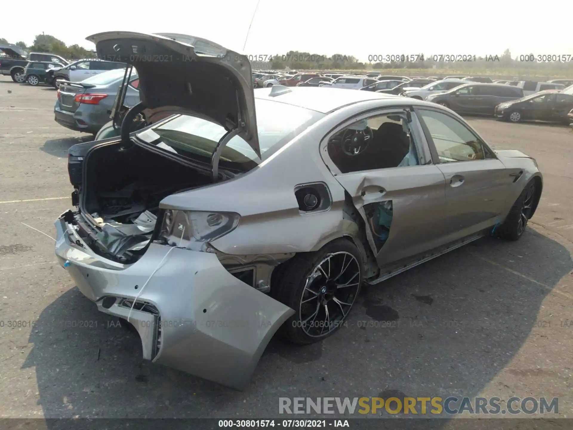 4 Photograph of a damaged car WBSJF0C53KB447867 BMW M5 2019