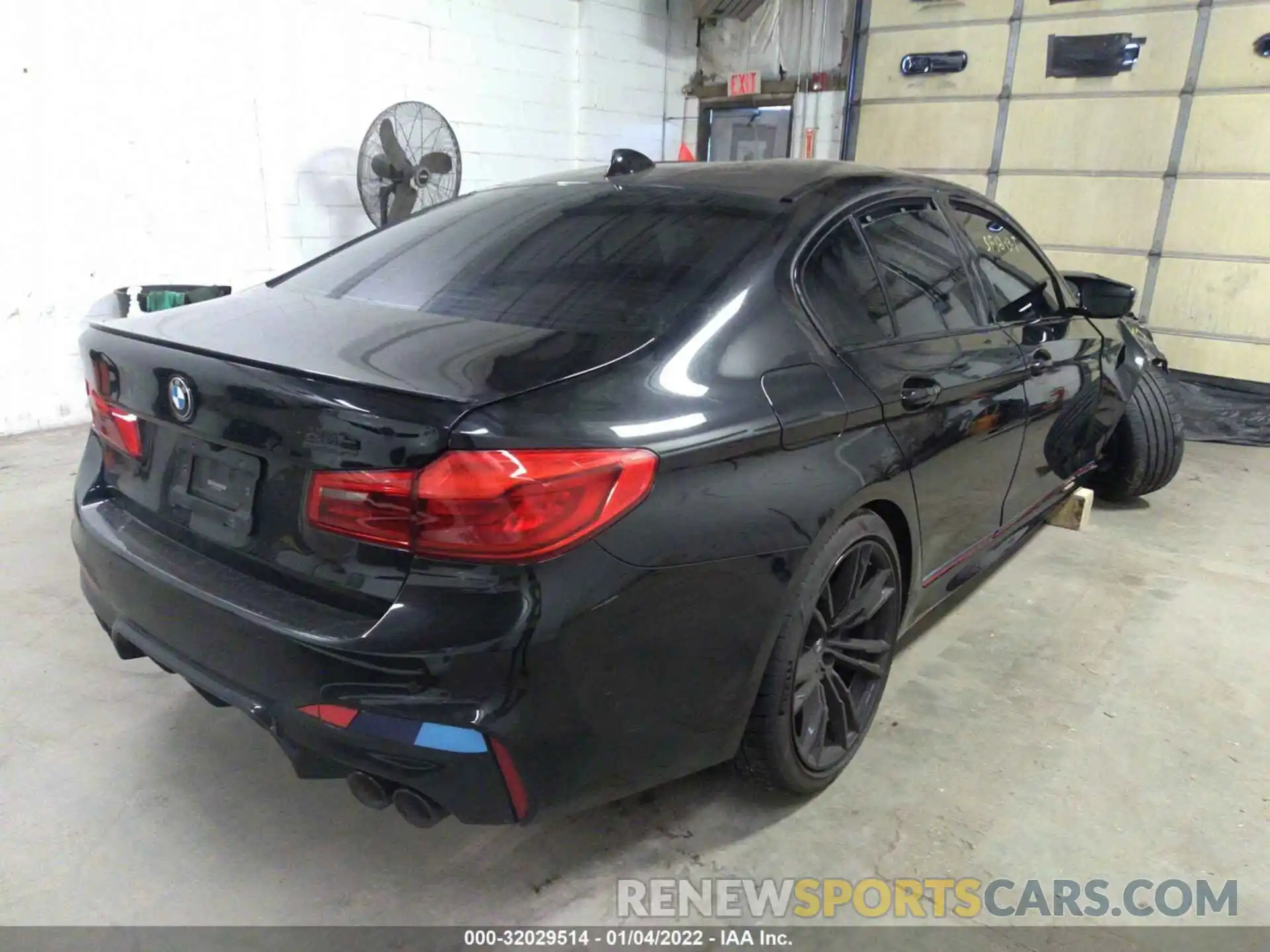 4 Photograph of a damaged car WBSJF0C54KB447988 BMW M5 2019