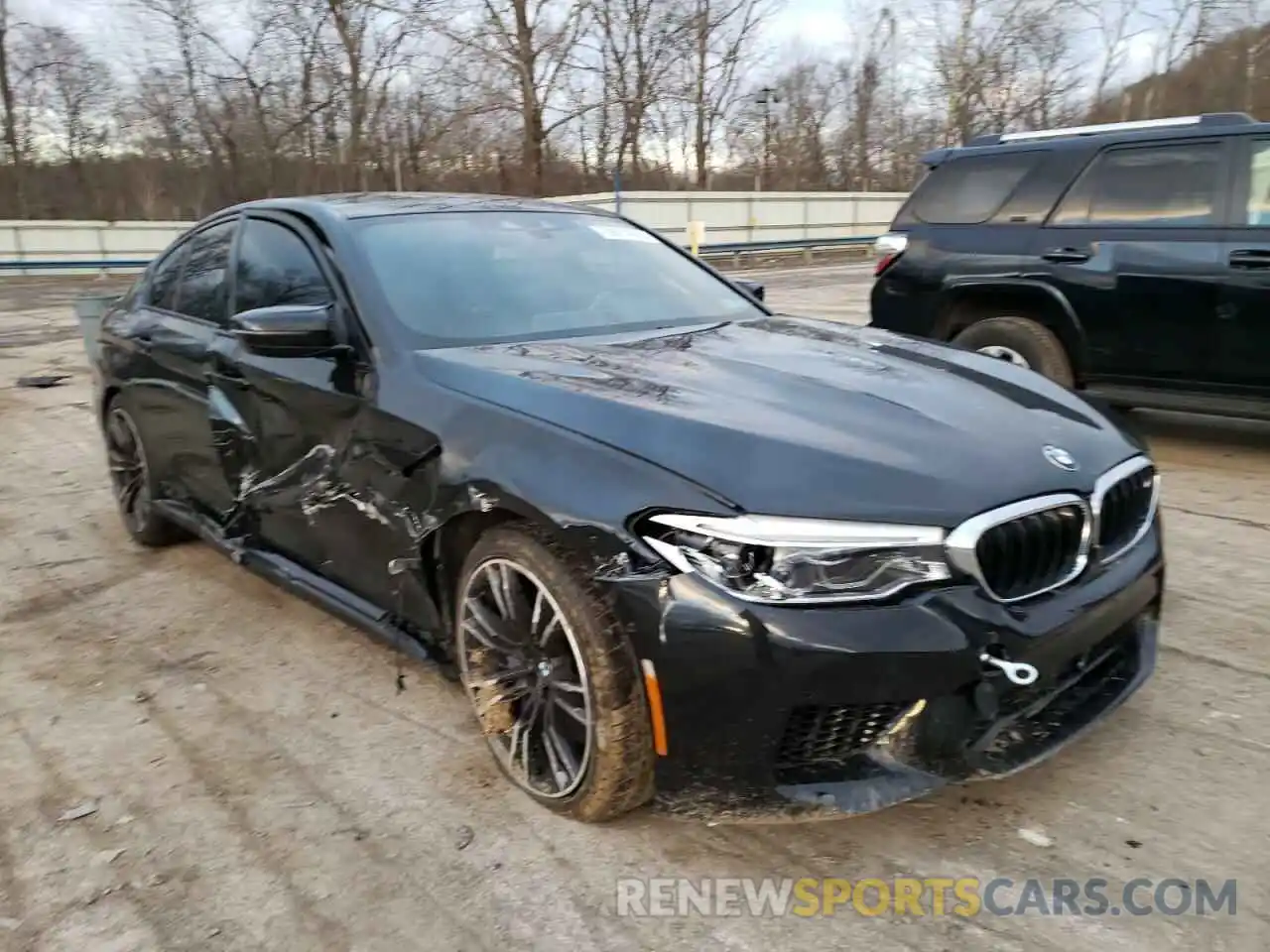 1 Photograph of a damaged car WBSJF0C55KB284333 BMW M5 2019