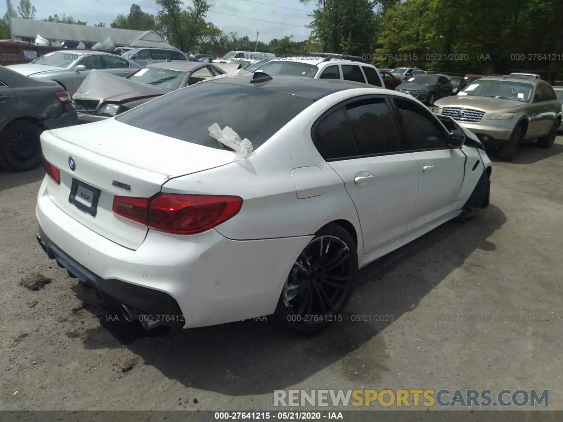 4 Photograph of a damaged car WBSJF0C55KB447496 BMW M5 2019