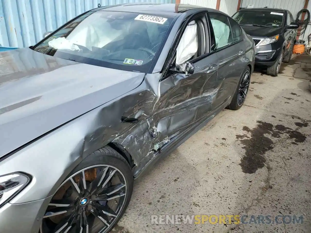 9 Photograph of a damaged car WBSJF0C55KB448342 BMW M5 2019