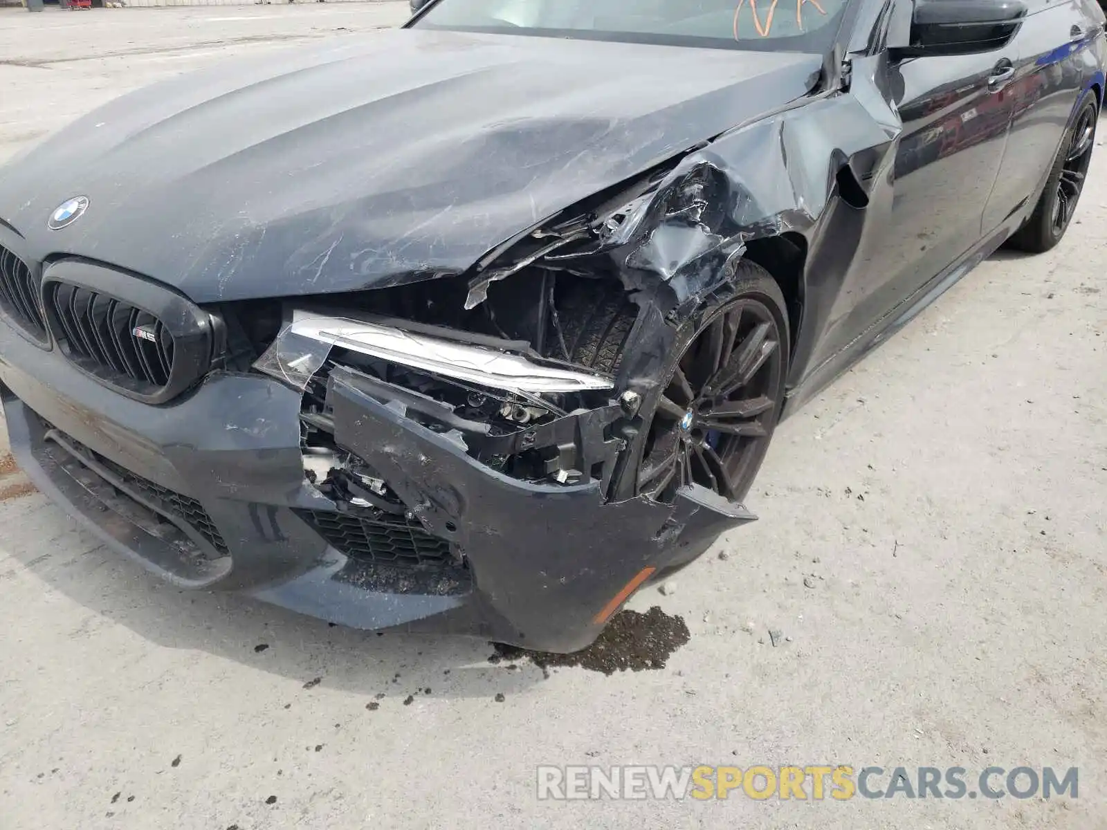 9 Photograph of a damaged car WBSJF0C56KB284938 BMW M5 2019