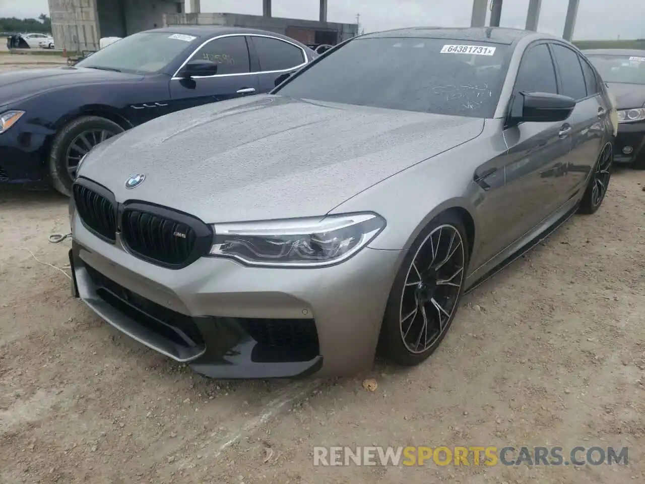 2 Фотография поврежденного автомобиля WBSJF0C56KB447300 BMW M5 2019