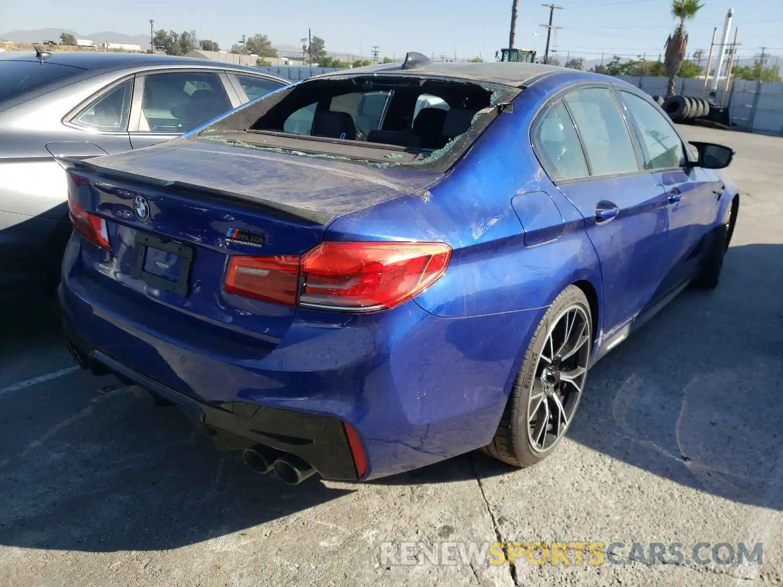 4 Photograph of a damaged car WBSJF0C56KB447507 BMW M5 2019