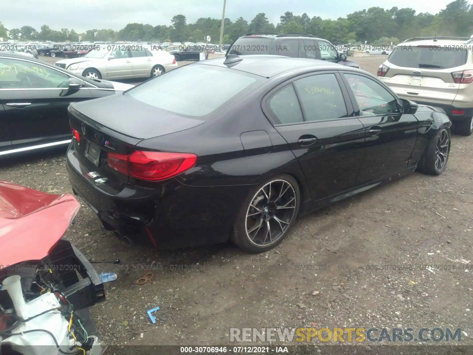 4 Photograph of a damaged car WBSJF0C56KB447877 BMW M5 2019