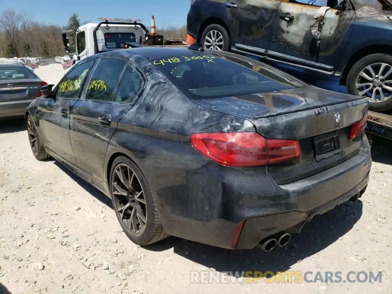 3 Photograph of a damaged car WBSJF0C56KB448737 BMW M5 2019