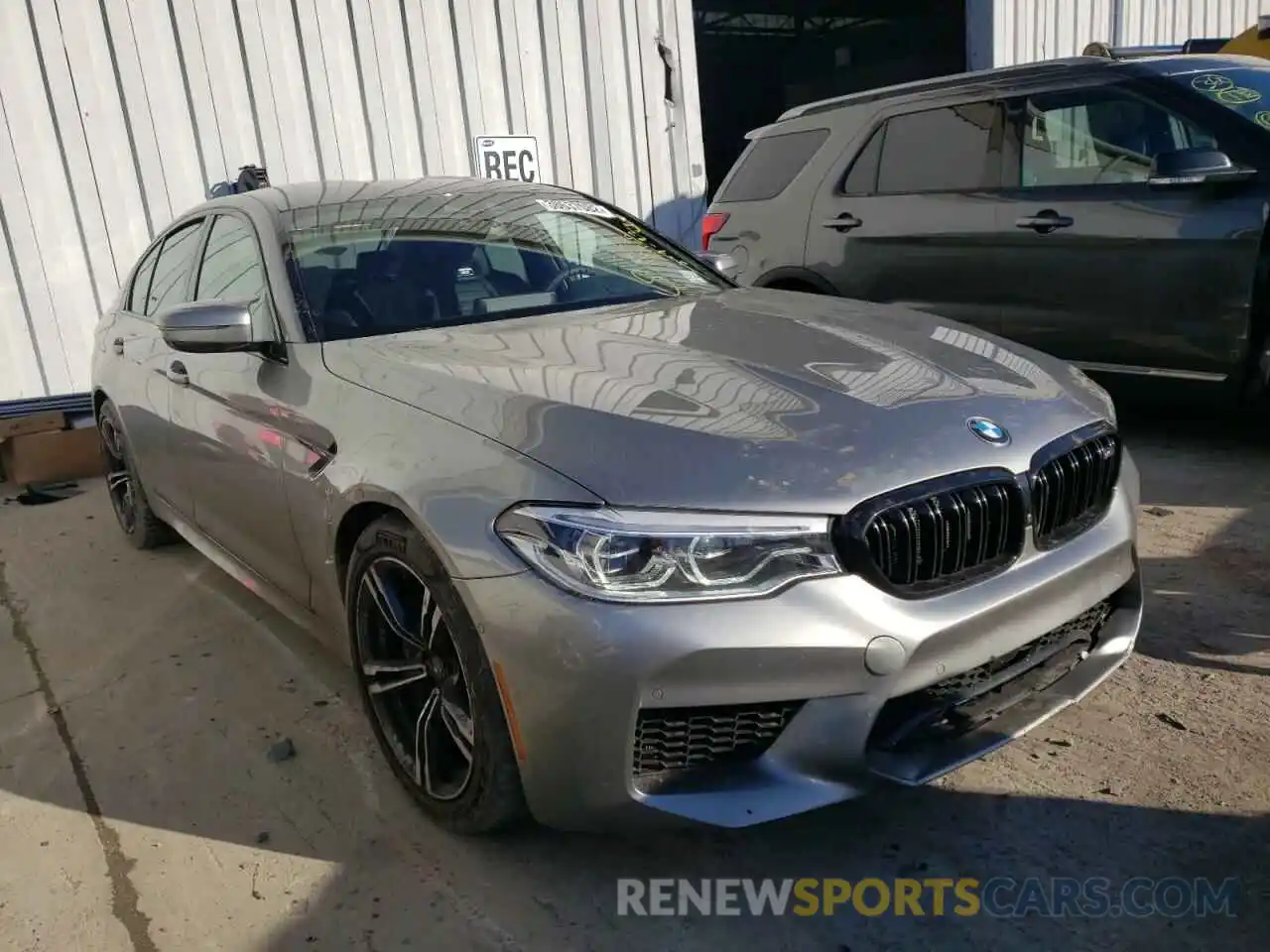 1 Photograph of a damaged car WBSJF0C57KB447631 BMW M5 2019