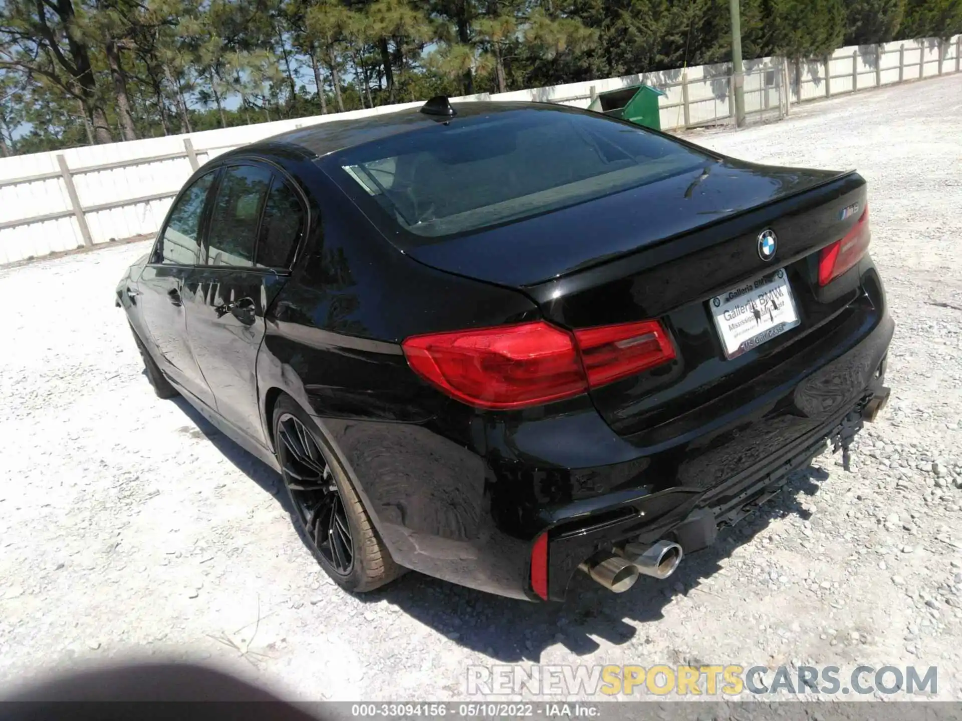 3 Photograph of a damaged car WBSJF0C58KB447685 BMW M5 2019