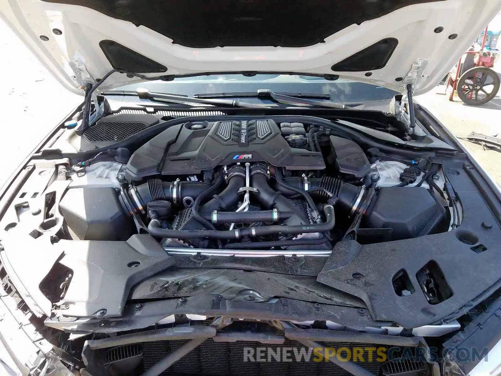 7 Фотография поврежденного автомобиля WBSJF0C58KB447962 BMW M5 2019