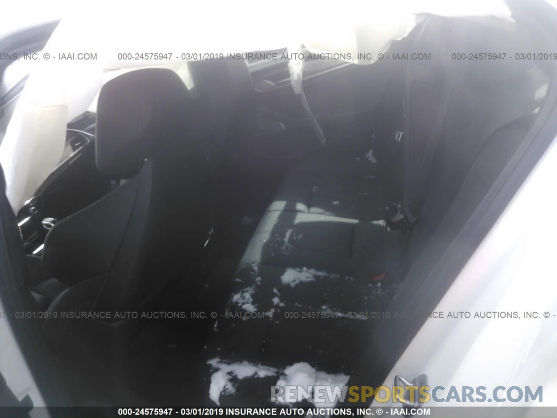 8 Photograph of a damaged car WBSJF0C59KB284349 BMW M5 2019