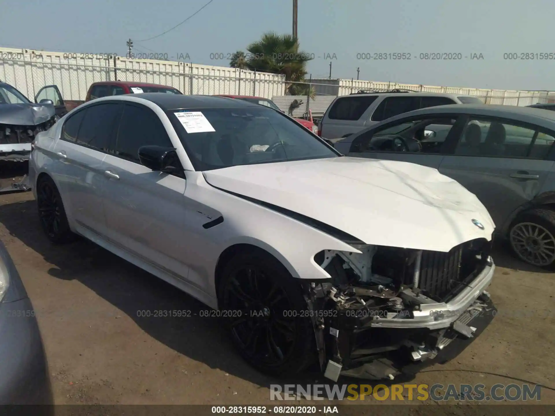 1 Фотография поврежденного автомобиля WBSJF0C59KB447811 BMW M5 2019