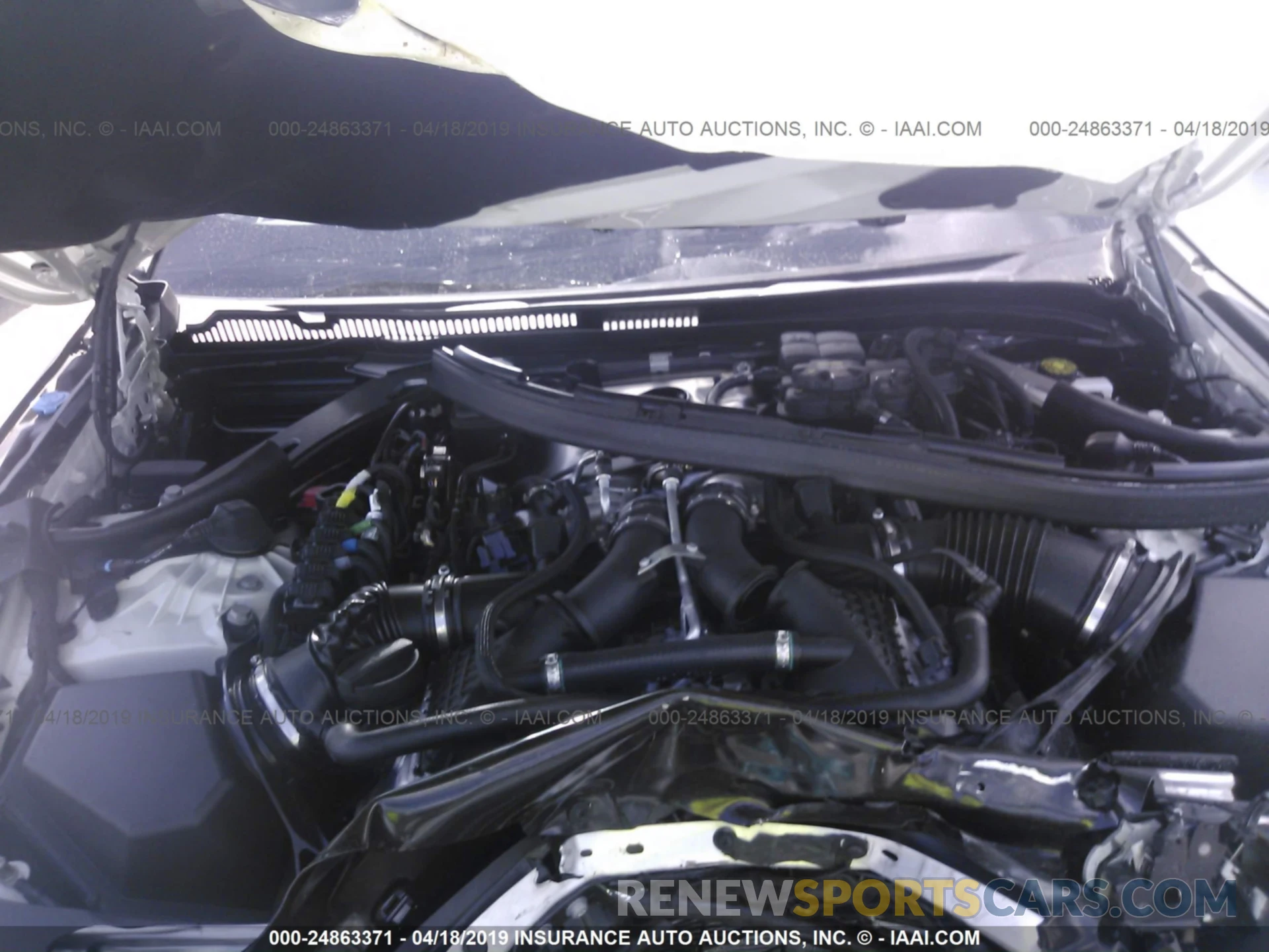 10 Photograph of a damaged car WBSJF0C5XKB284196 BMW M5 2019