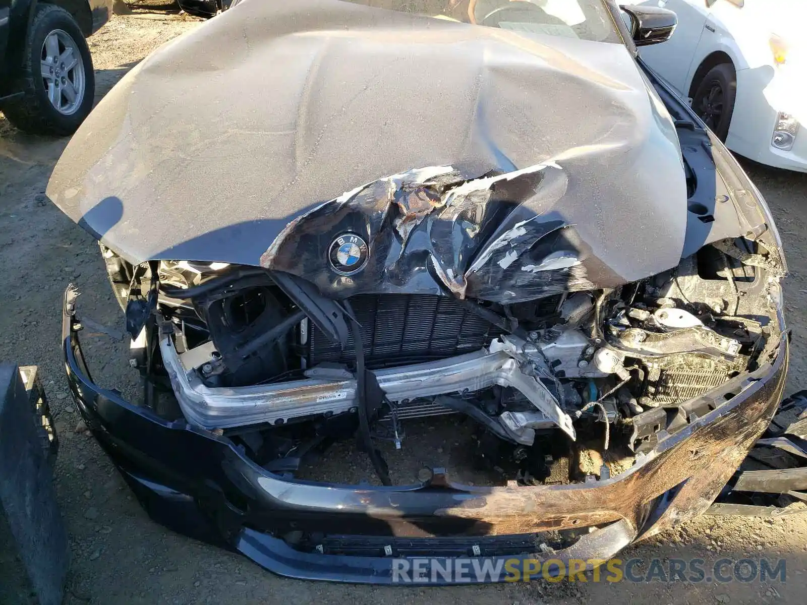 7 Photograph of a damaged car WBSJF0C5XKB285137 BMW M5 2019