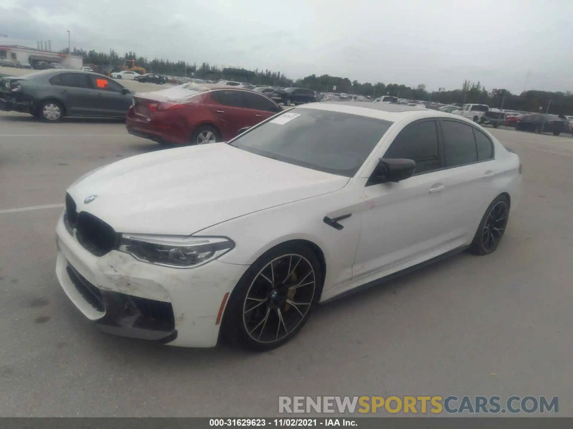 2 Photograph of a damaged car WBSJF0C5XKB285624 BMW M5 2019