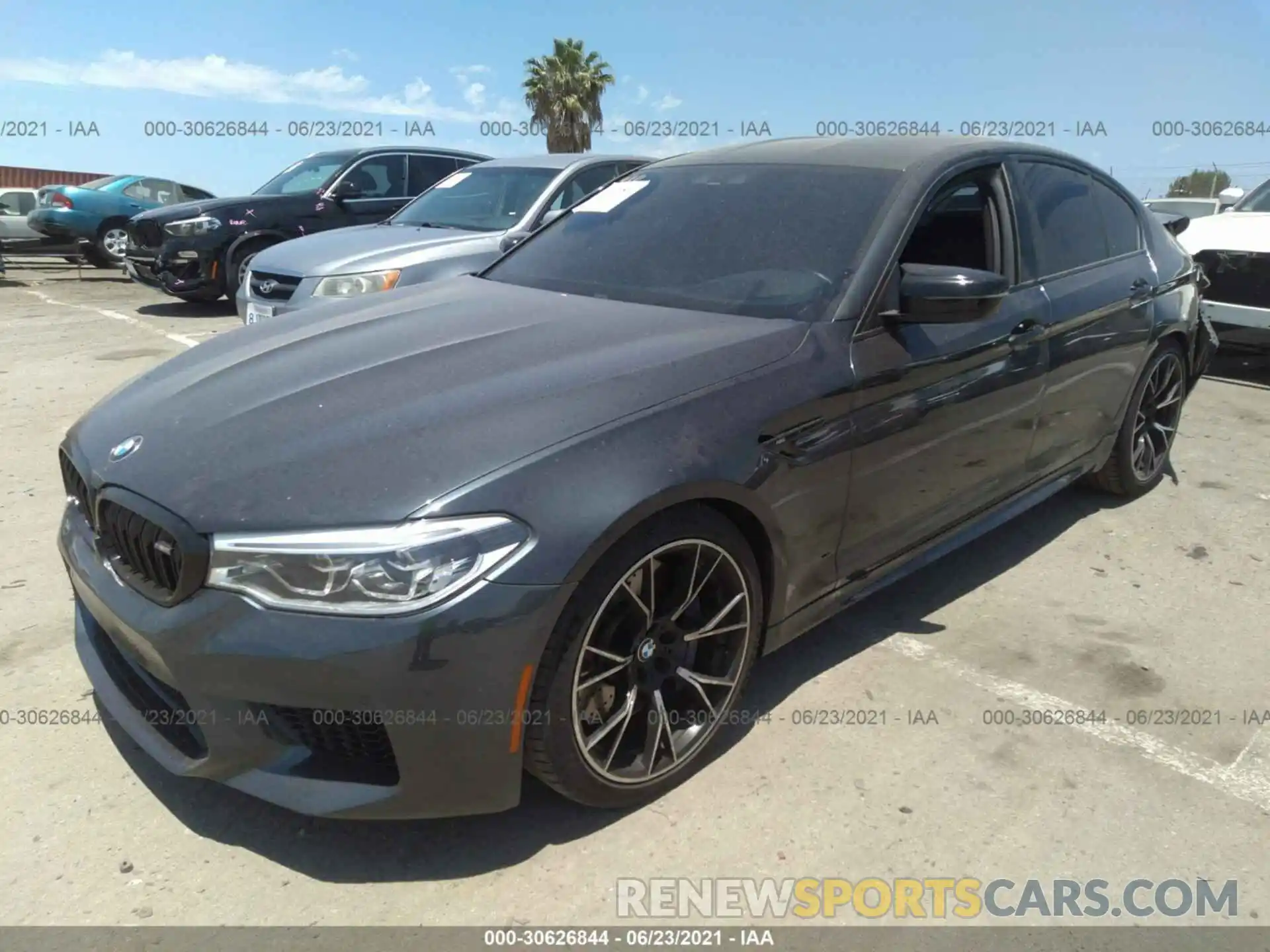 2 Photograph of a damaged car WBSJF0C5XKB446621 BMW M5 2019