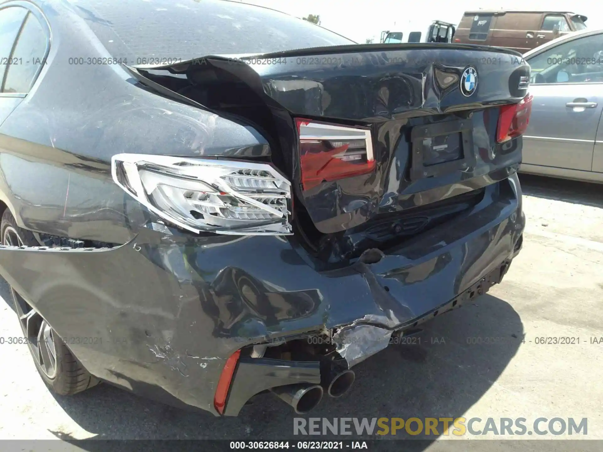 6 Photograph of a damaged car WBSJF0C5XKB446621 BMW M5 2019