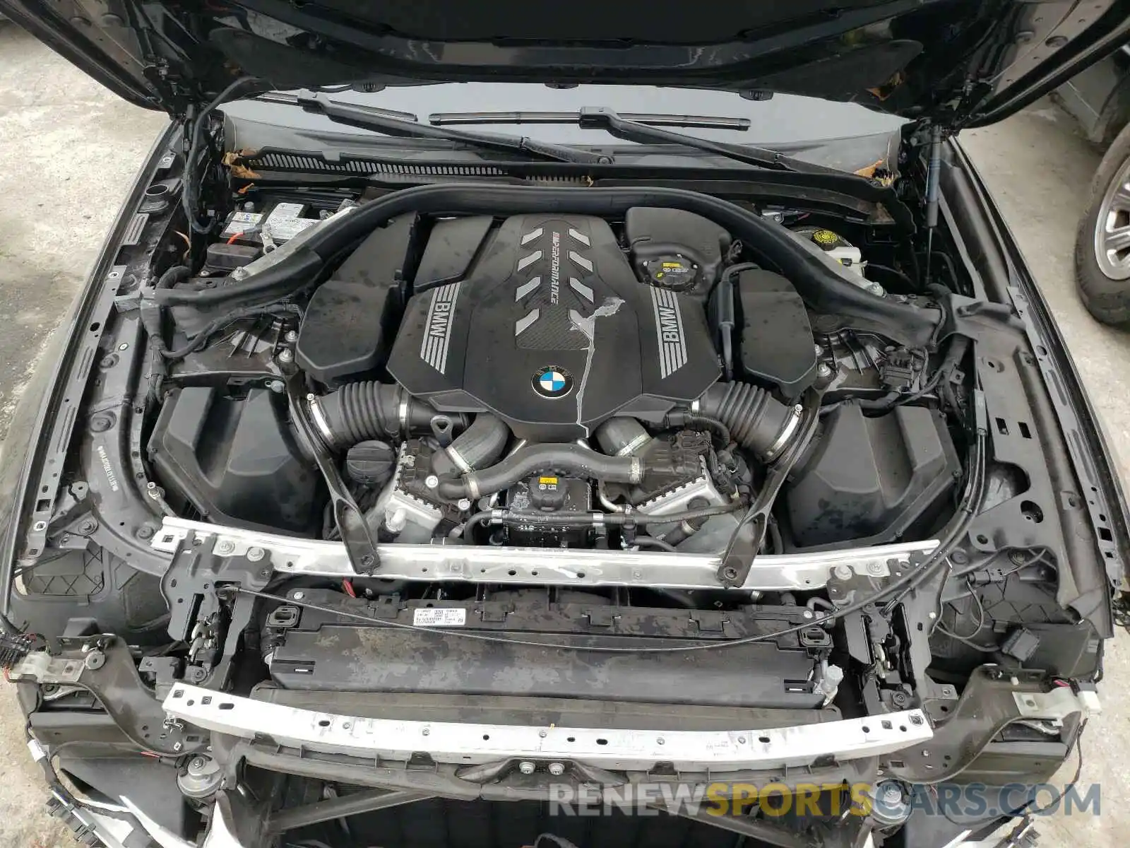 7 Photograph of a damaged car WBAJS7C00LCE13381 BMW M5 2020