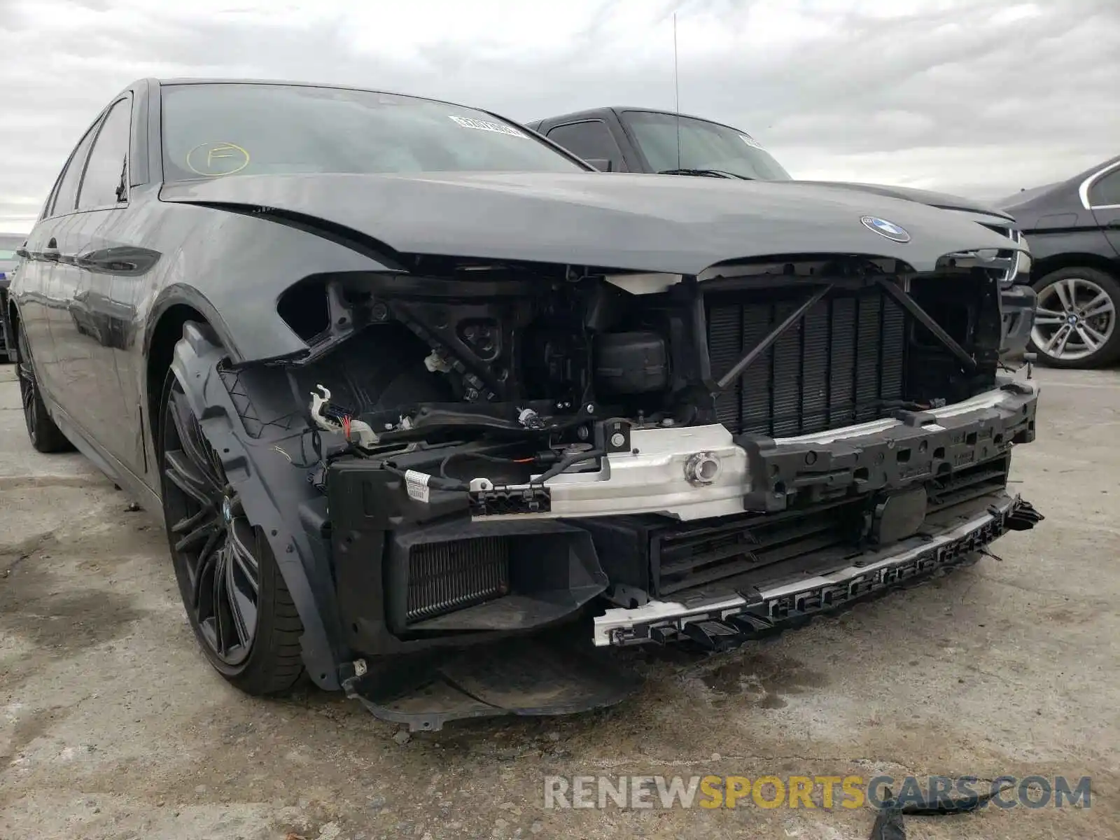 9 Photograph of a damaged car WBAJS7C00LCE13381 BMW M5 2020