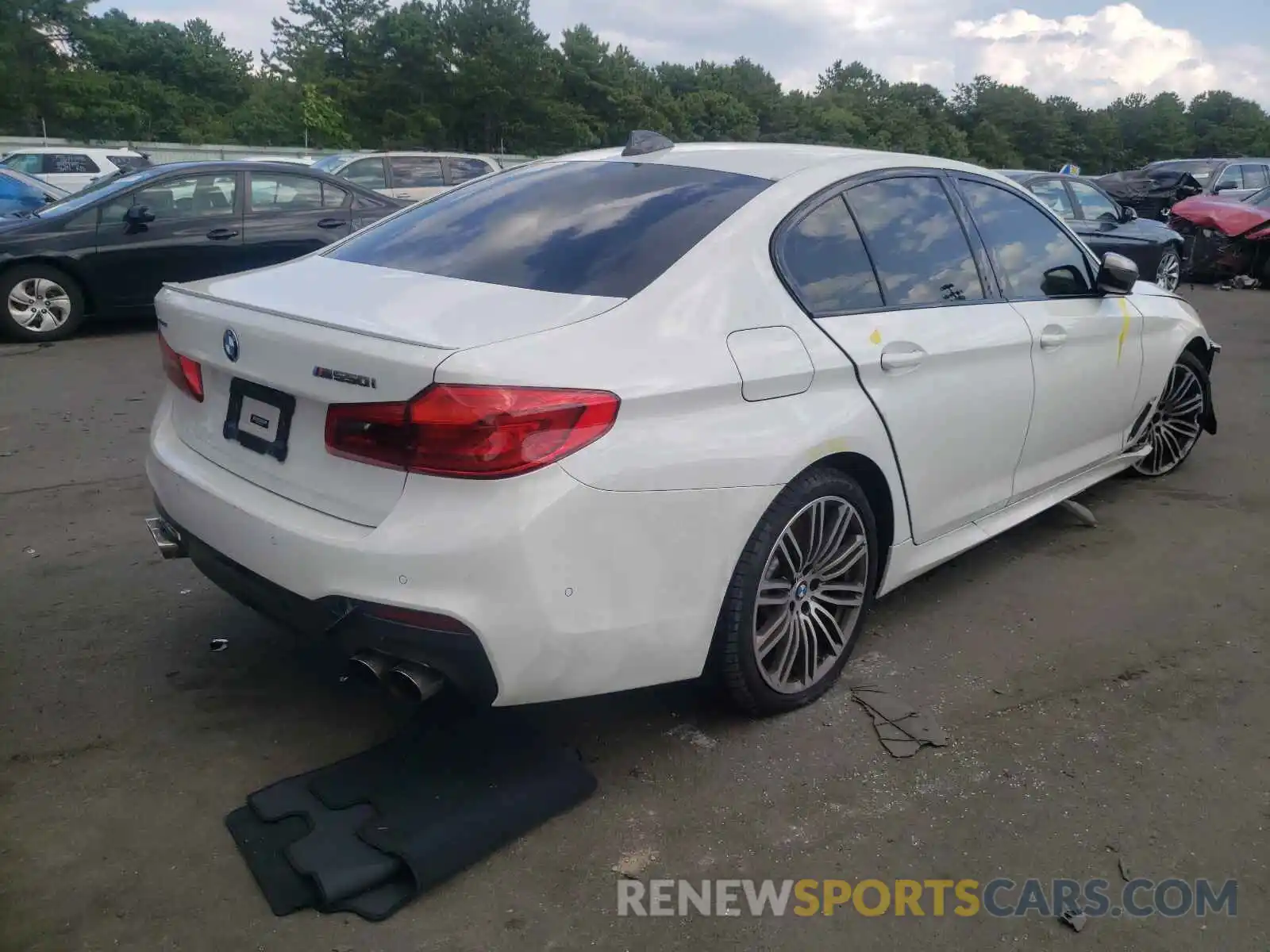 4 Photograph of a damaged car WBAJS7C03LCE58332 BMW M5 2020