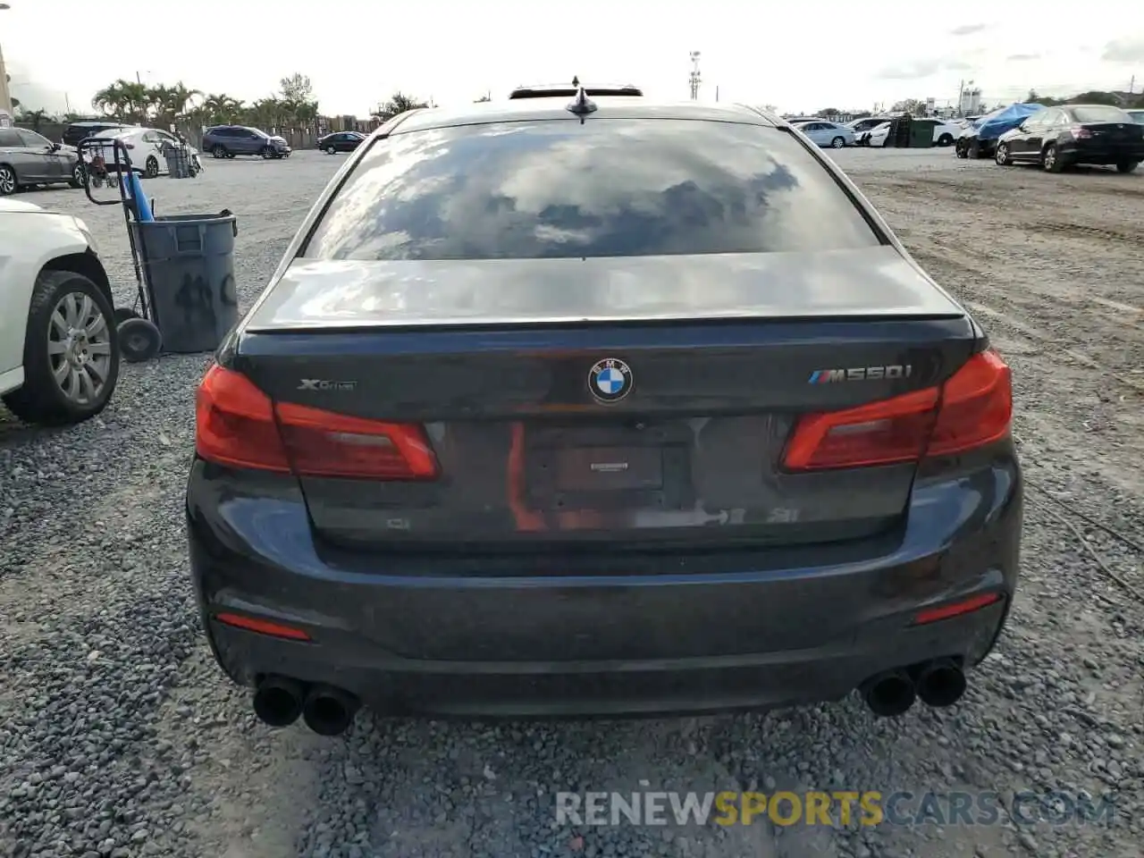 6 Photograph of a damaged car WBAJS7C06LBN96515 BMW M5 2020