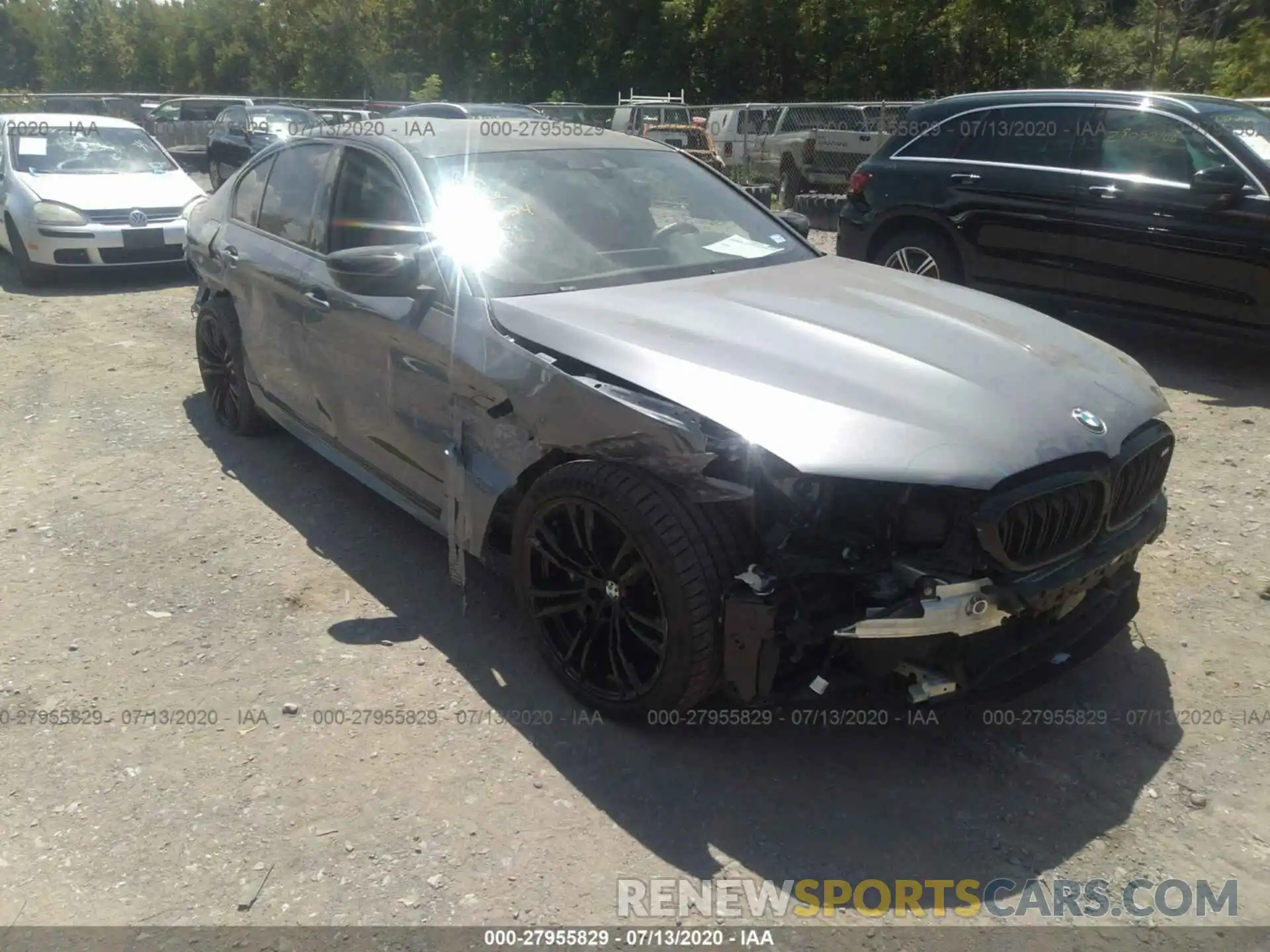 1 Photograph of a damaged car WBSJF0C00LCD10310 BMW M5 2020
