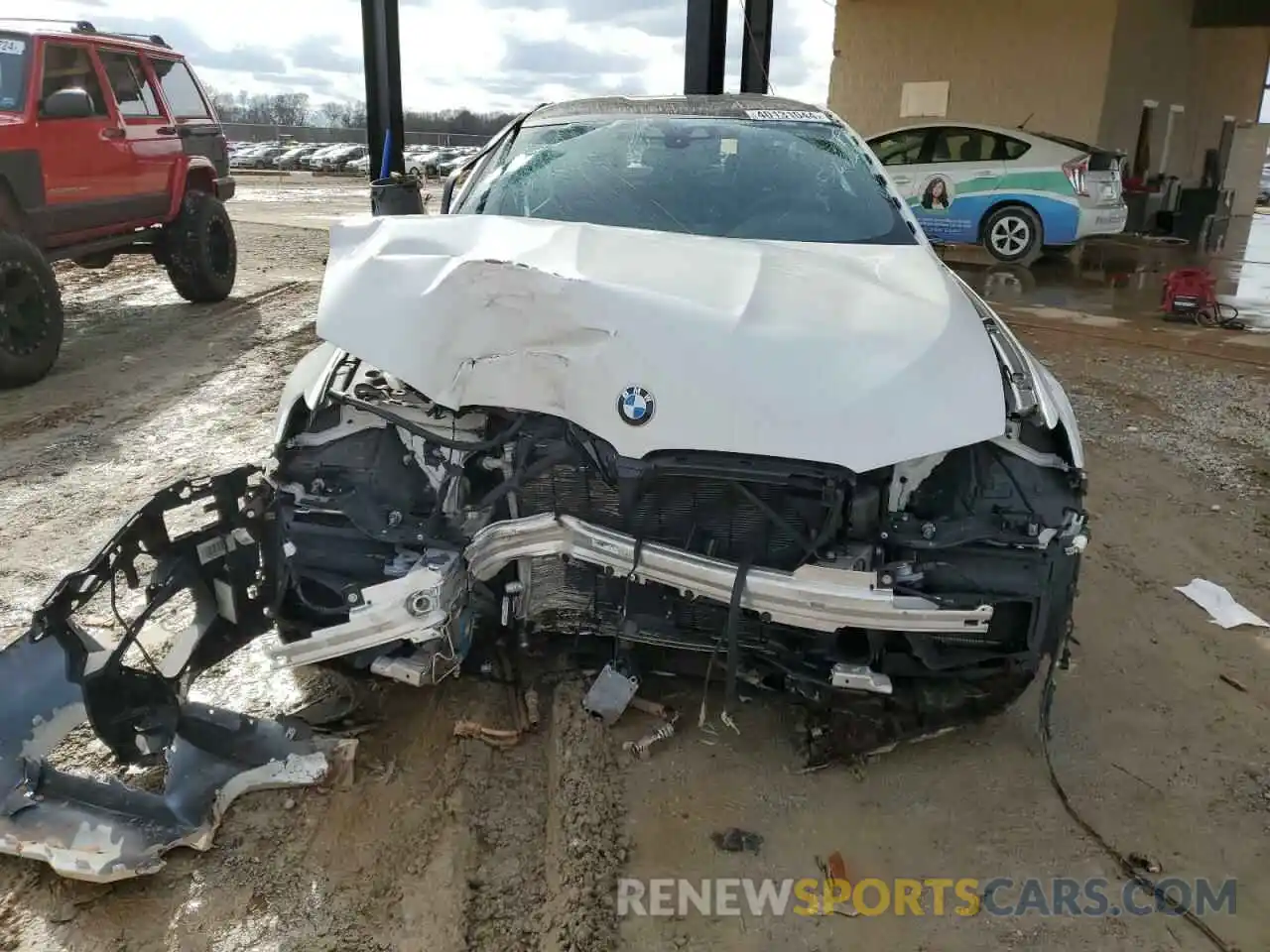 5 Photograph of a damaged car WBSJF0C00LCE65374 BMW M5 2020