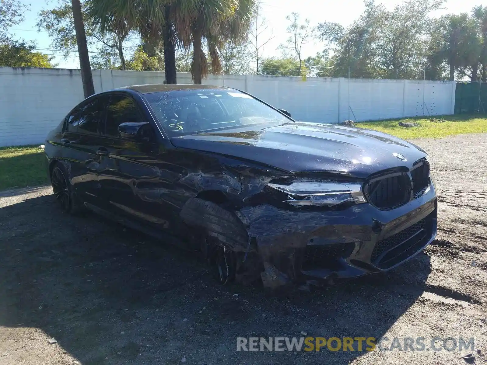 1 Photograph of a damaged car WBSJF0C02LCD72680 BMW M5 2020