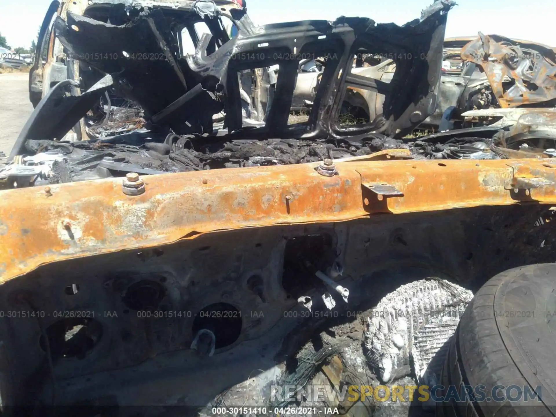 7 Фотография поврежденного автомобиля WBSJF0C03LCE00177 BMW M5 2020