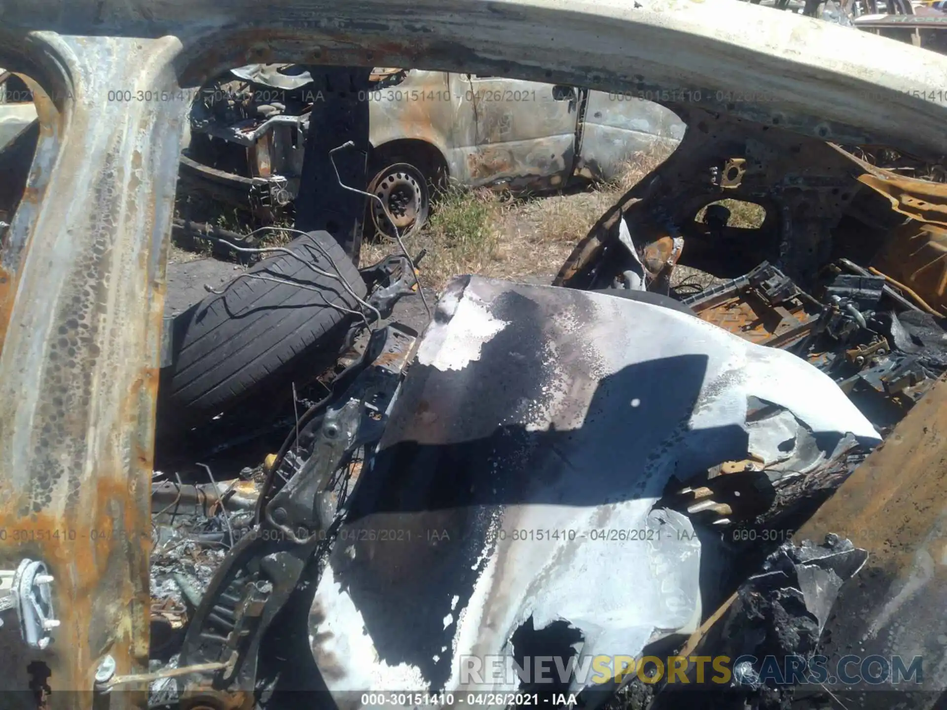 8 Фотография поврежденного автомобиля WBSJF0C03LCE00177 BMW M5 2020