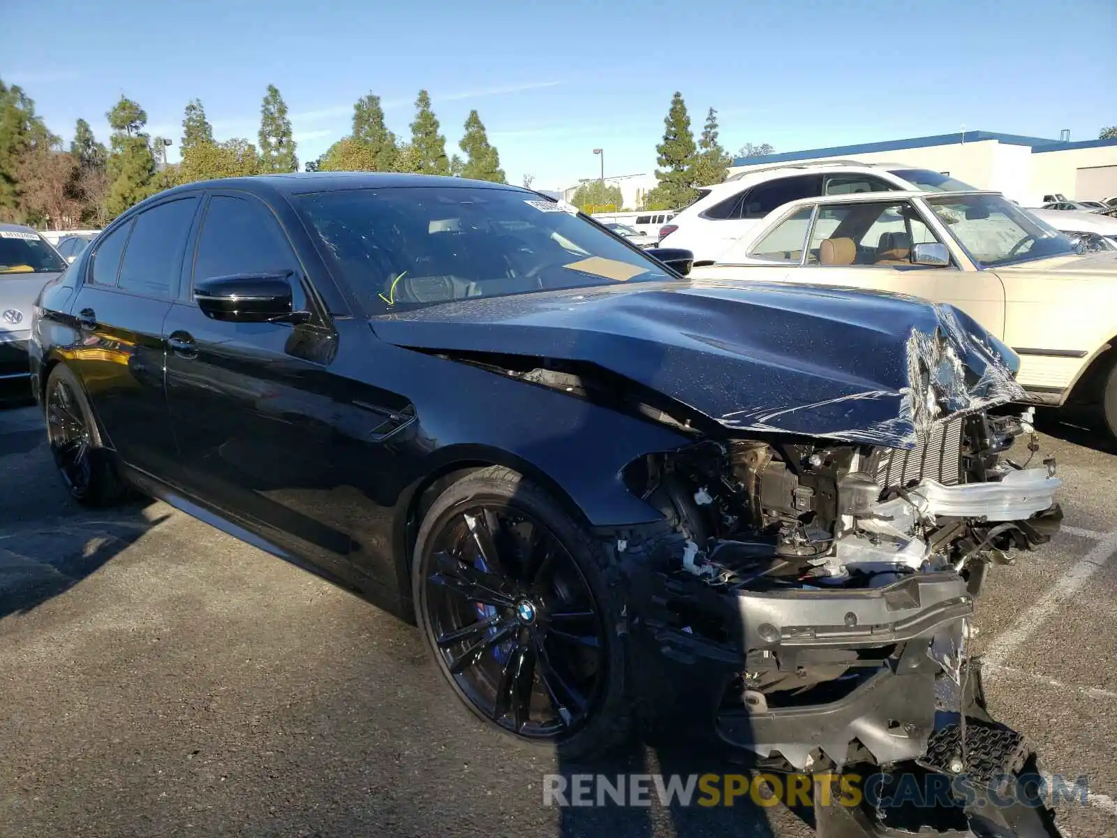 1 Photograph of a damaged car WBSJF0C06LCD39620 BMW M5 2020