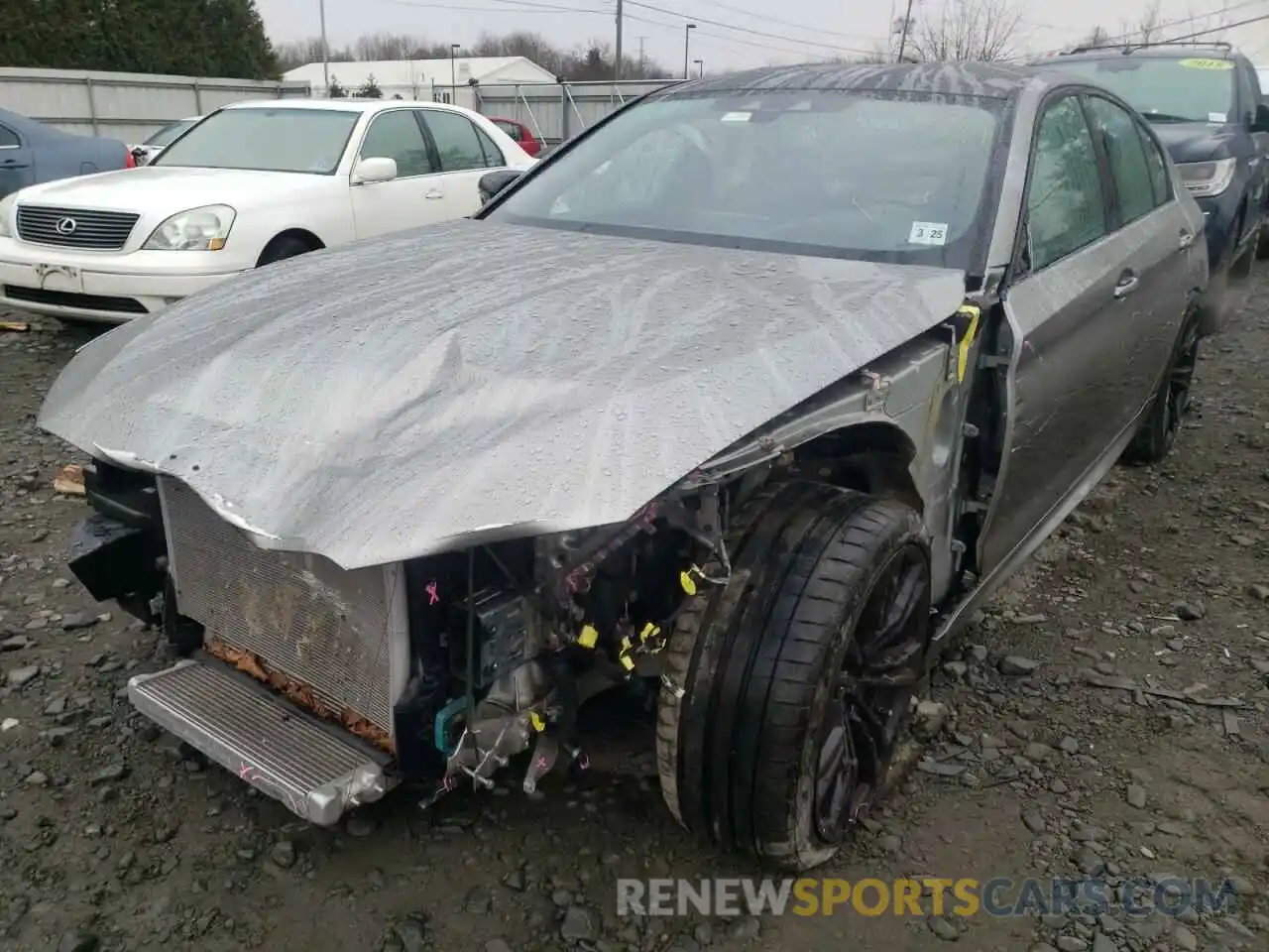 2 Photograph of a damaged car WBSJF0C07LCE15913 BMW M5 2020