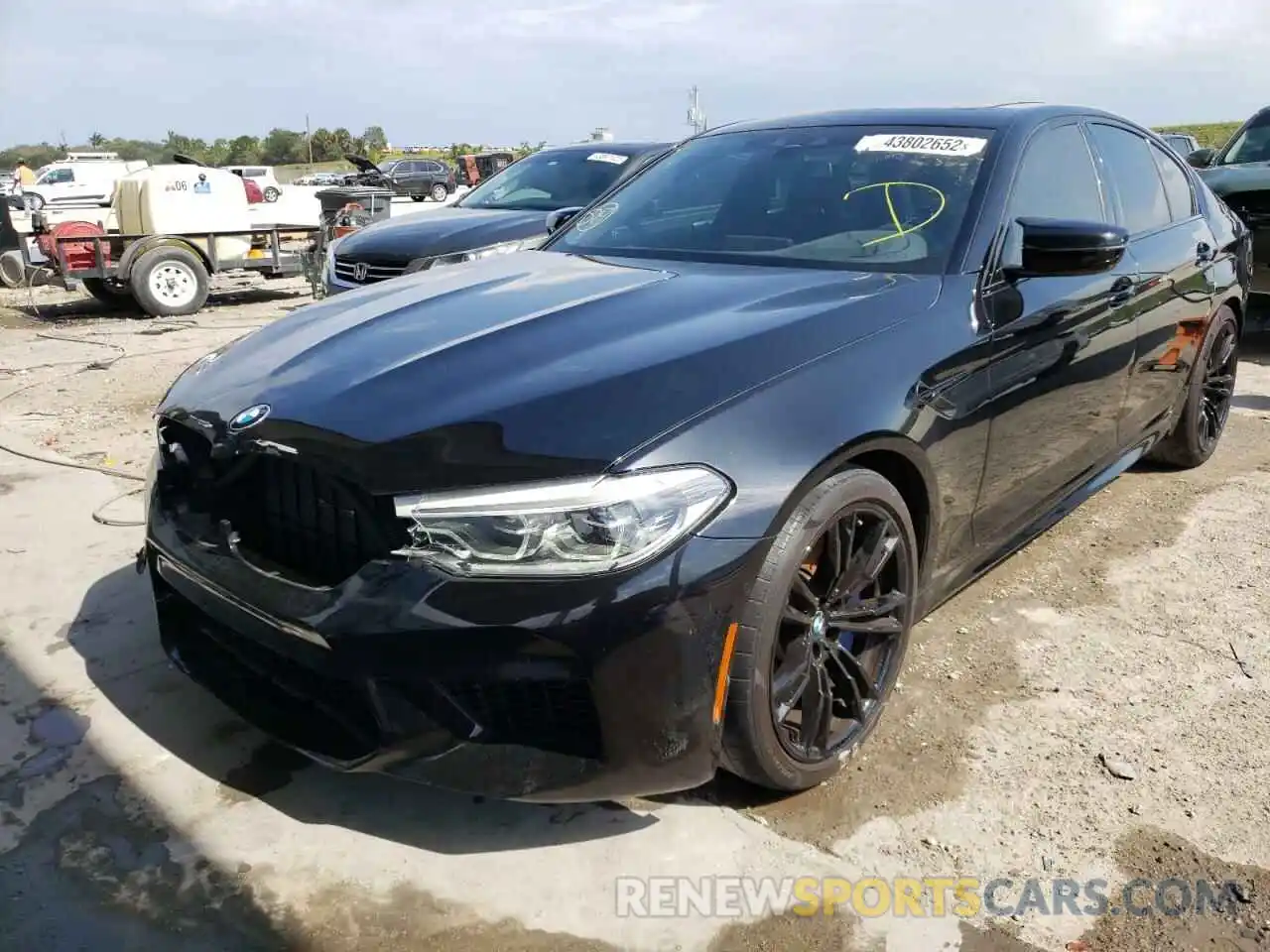 2 Photograph of a damaged car WBSJF0C07LCE18200 BMW M5 2020