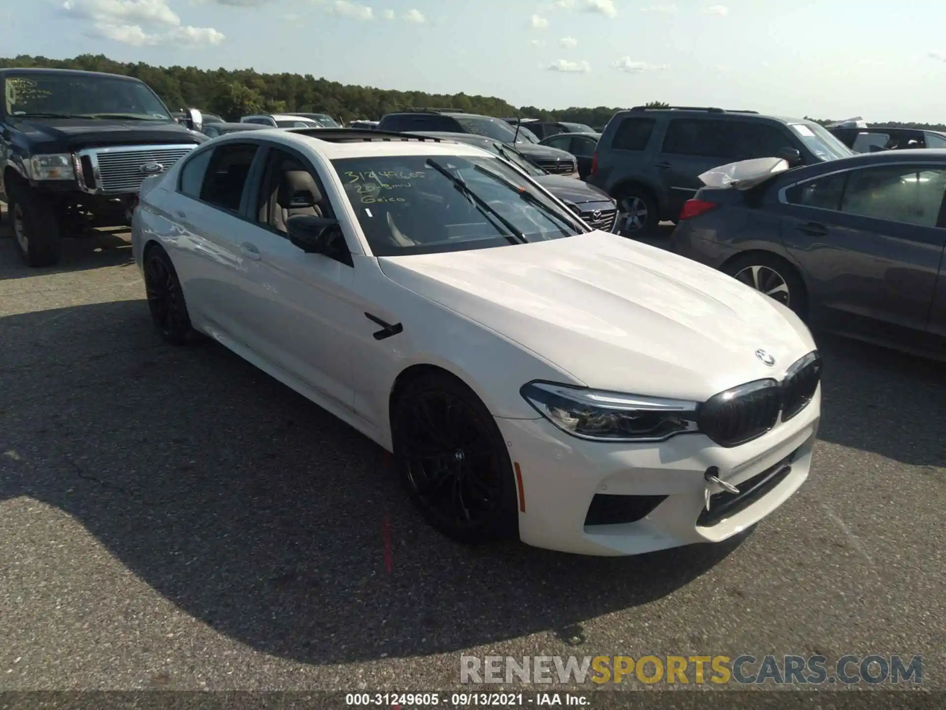 1 Photograph of a damaged car WBSJF0C07LCE31772 BMW M5 2020