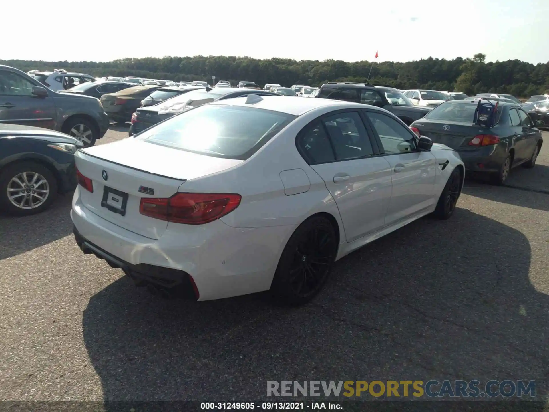 4 Photograph of a damaged car WBSJF0C07LCE31772 BMW M5 2020