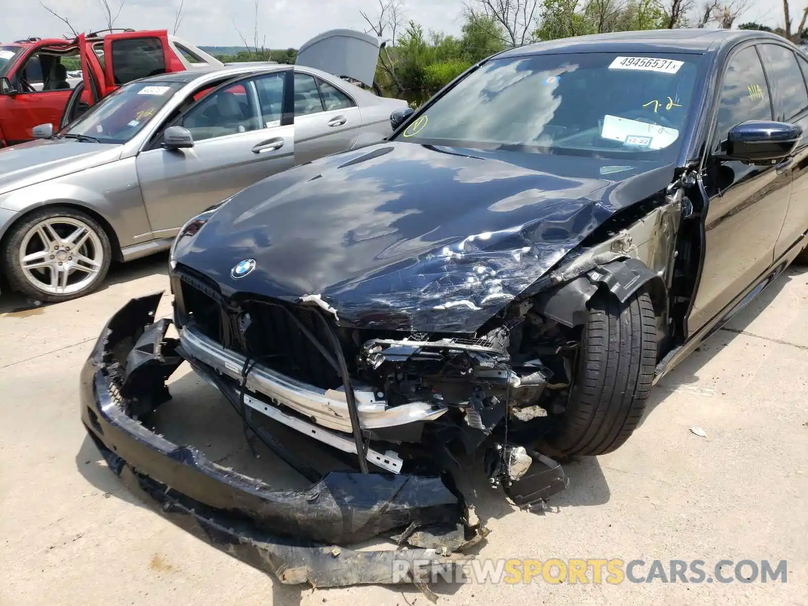 9 Photograph of a damaged car WBA13BK00MCF31692 BMW M5 2021