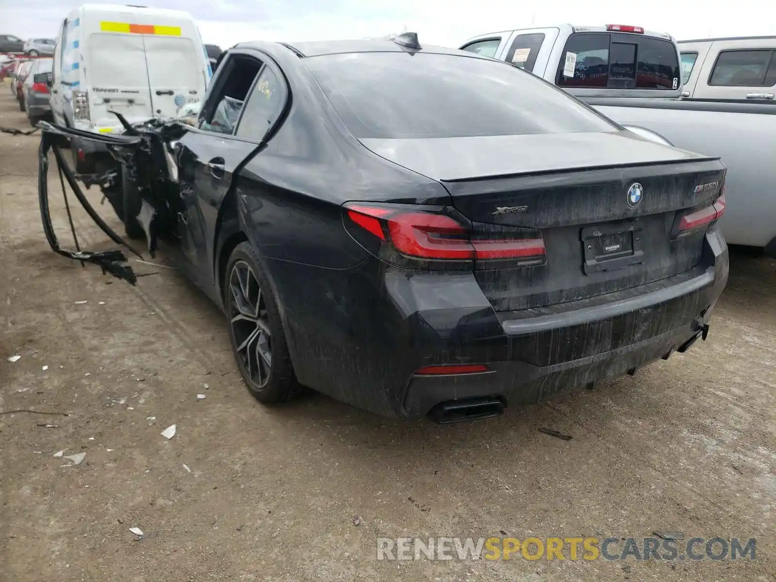 3 Photograph of a damaged car WBA13BK01MCF08261 BMW M5 2021