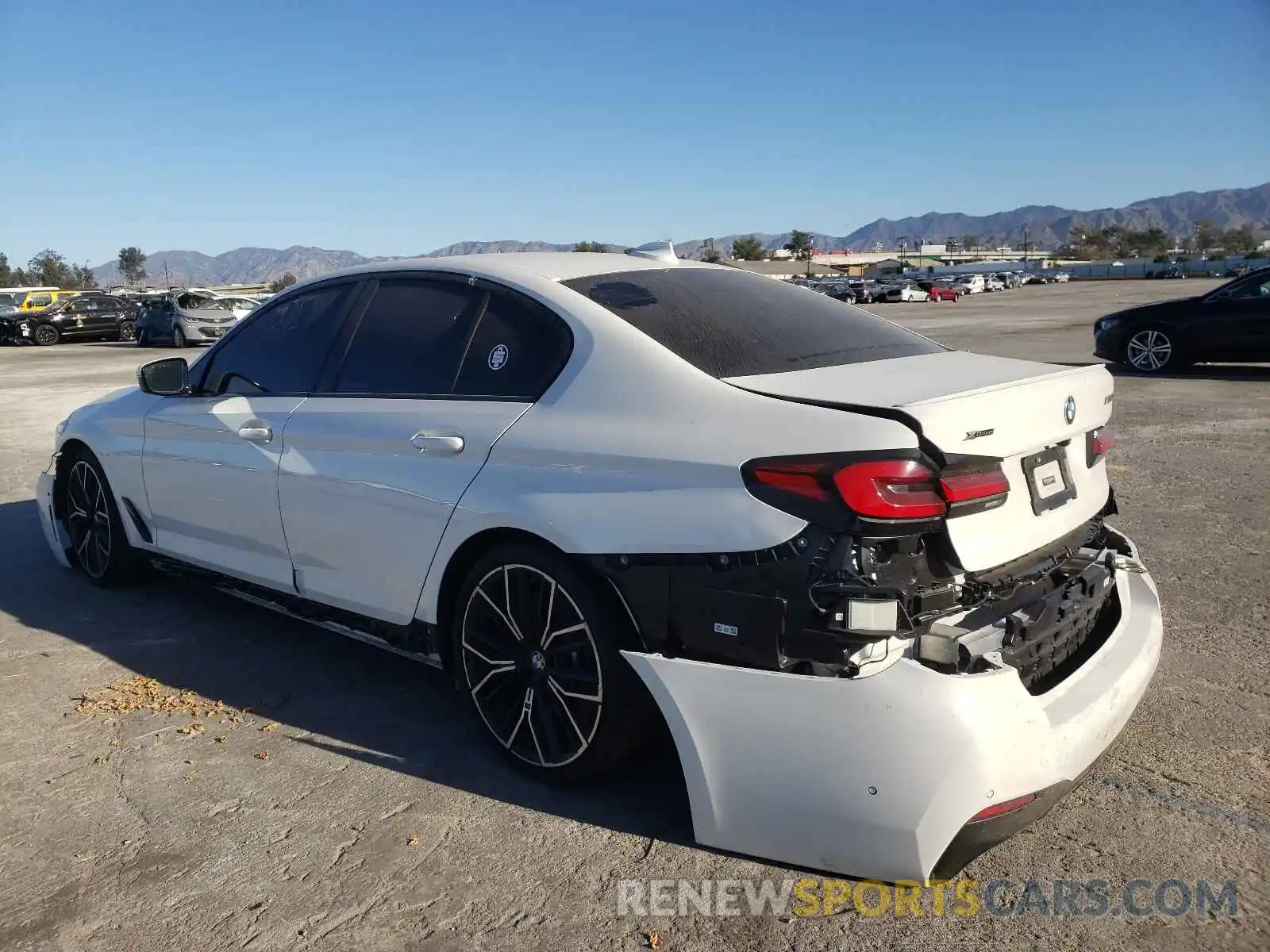 3 Photograph of a damaged car WBA13BK03MCF88310 BMW M5 2021