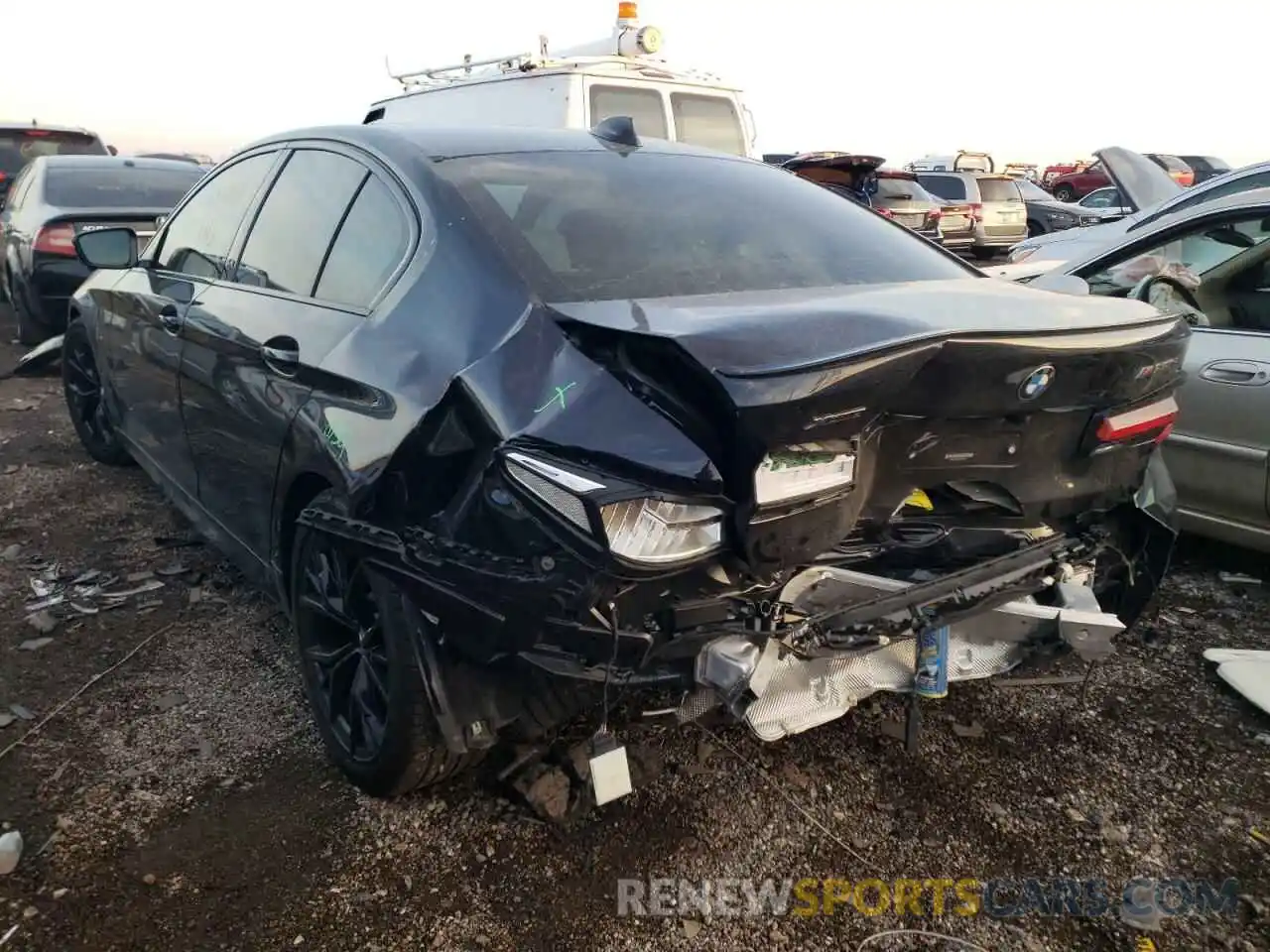 3 Photograph of a damaged car WBA13BK06MCF43264 BMW M5 2021