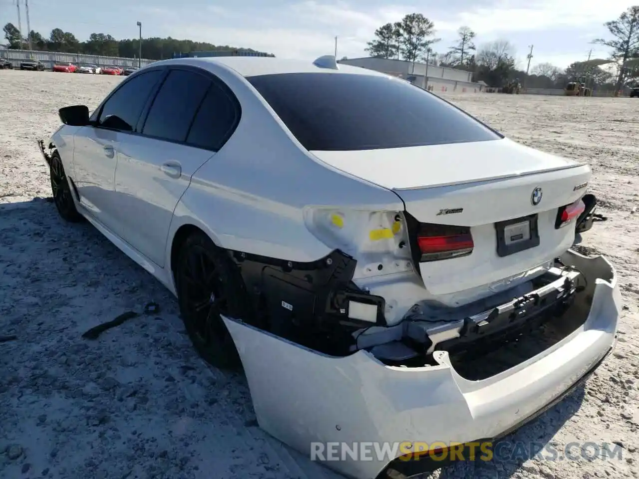 3 Photograph of a damaged car WBA13BK06MCG00384 BMW M5 2021