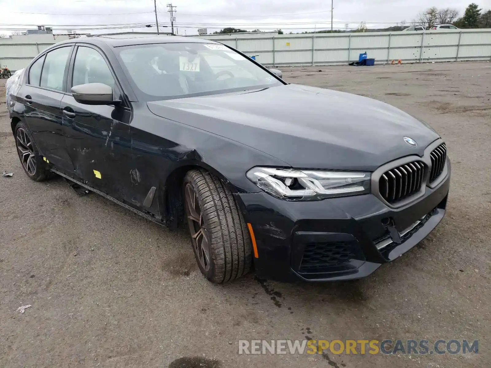 1 Photograph of a damaged car WBA13BK07MCF94708 BMW M5 2021