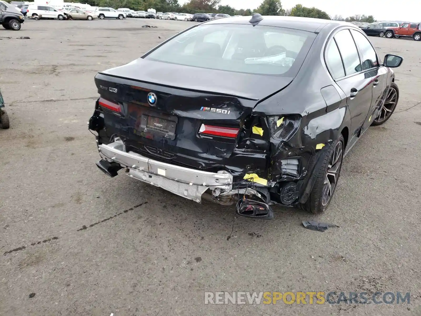 9 Photograph of a damaged car WBA13BK07MCF94708 BMW M5 2021