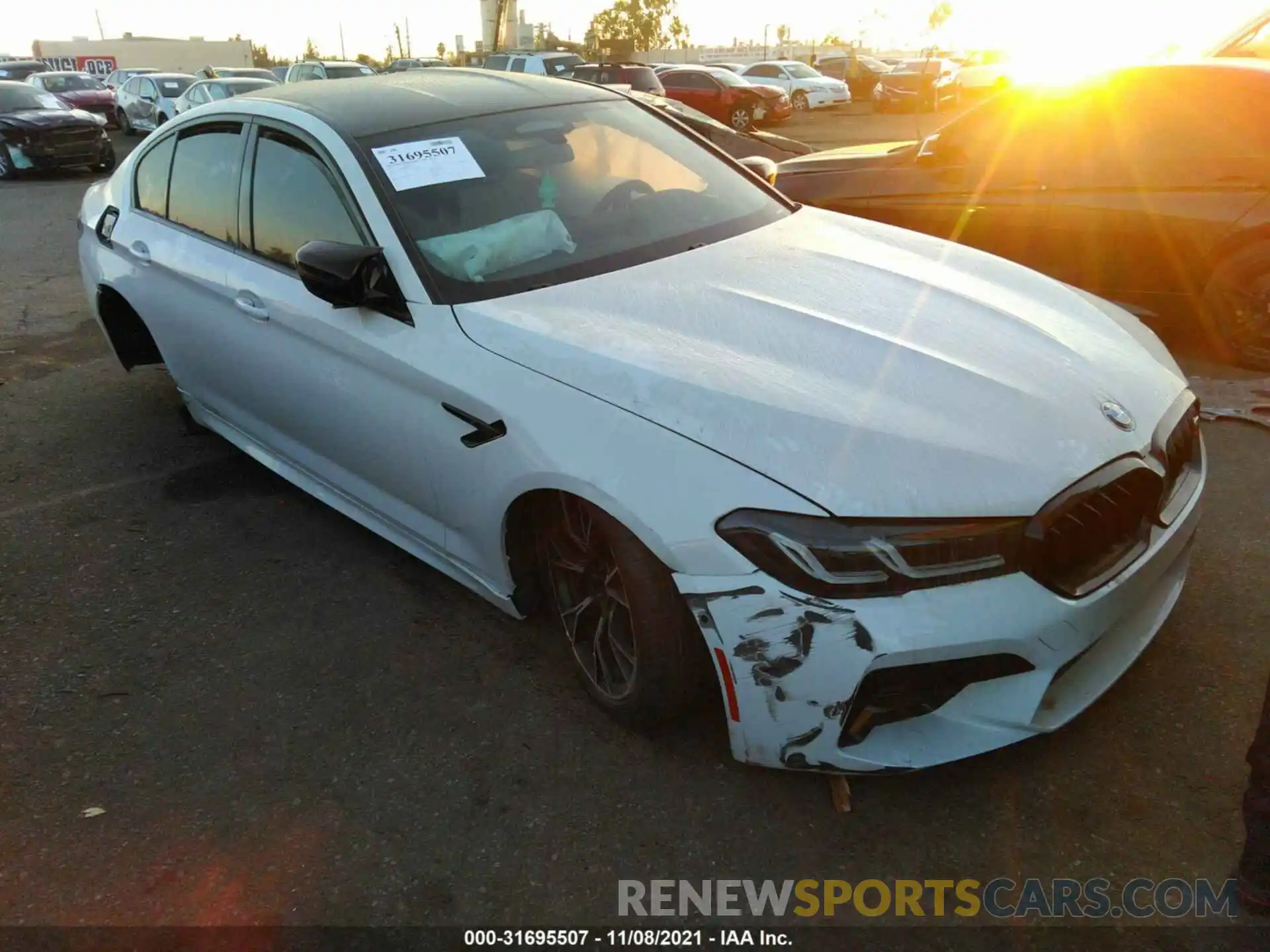 1 Photograph of a damaged car WBS83CH00MCF74971 BMW M5 2021