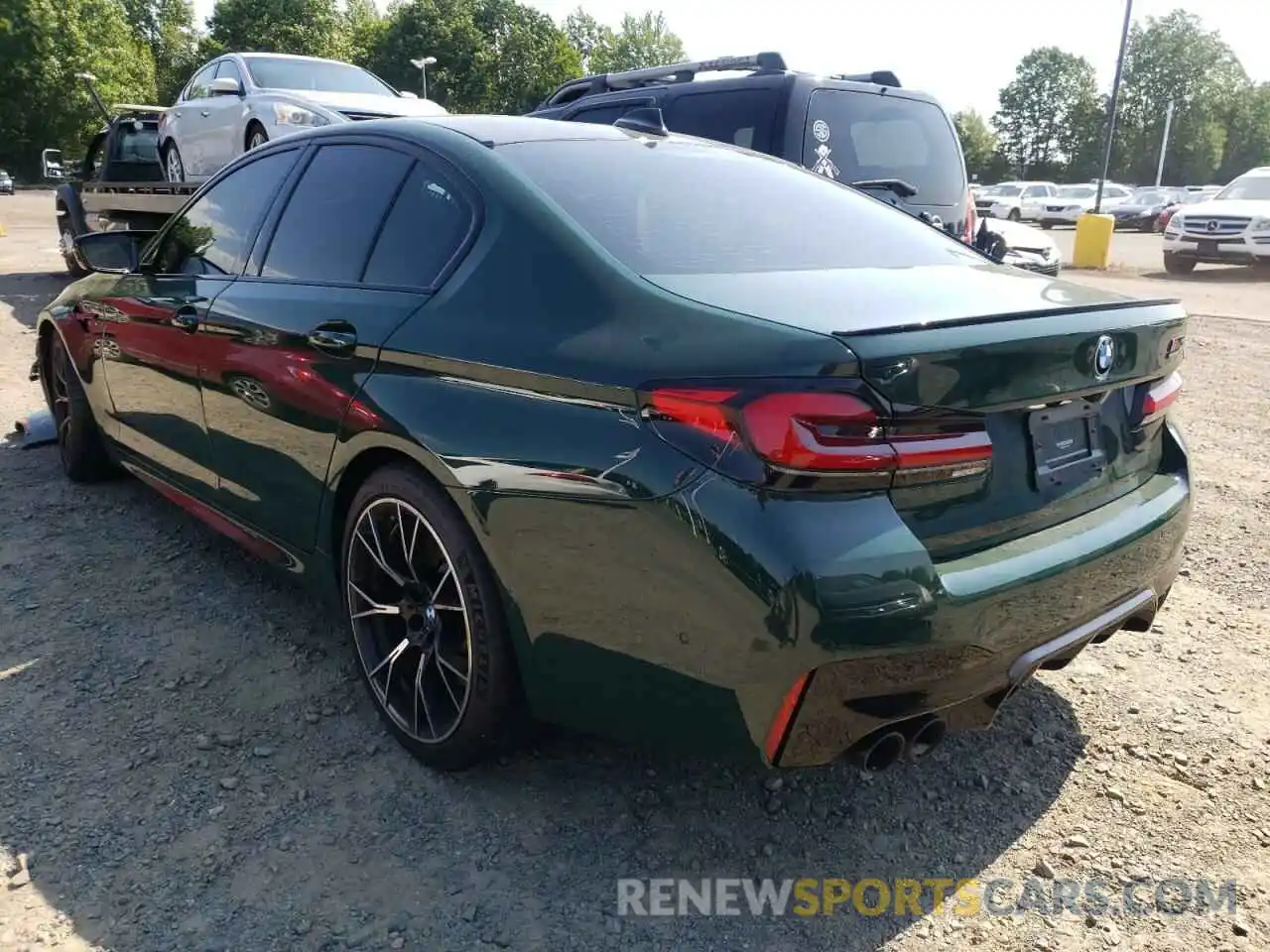 3 Photograph of a damaged car WBS83CH00MCG27958 BMW M5 2021