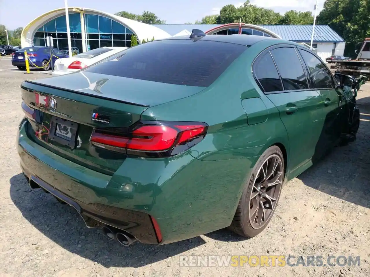 4 Photograph of a damaged car WBS83CH00MCG27958 BMW M5 2021