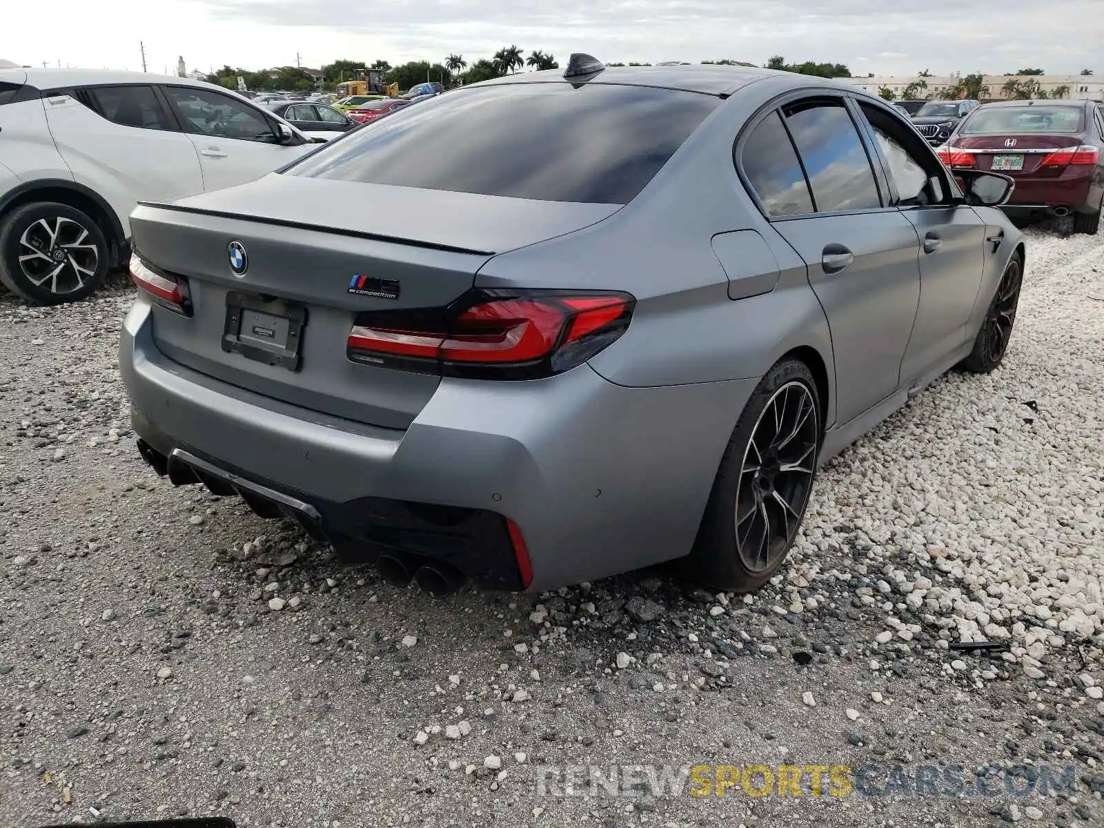 4 Photograph of a damaged car WBS83CH00MCG41021 BMW M5 2021