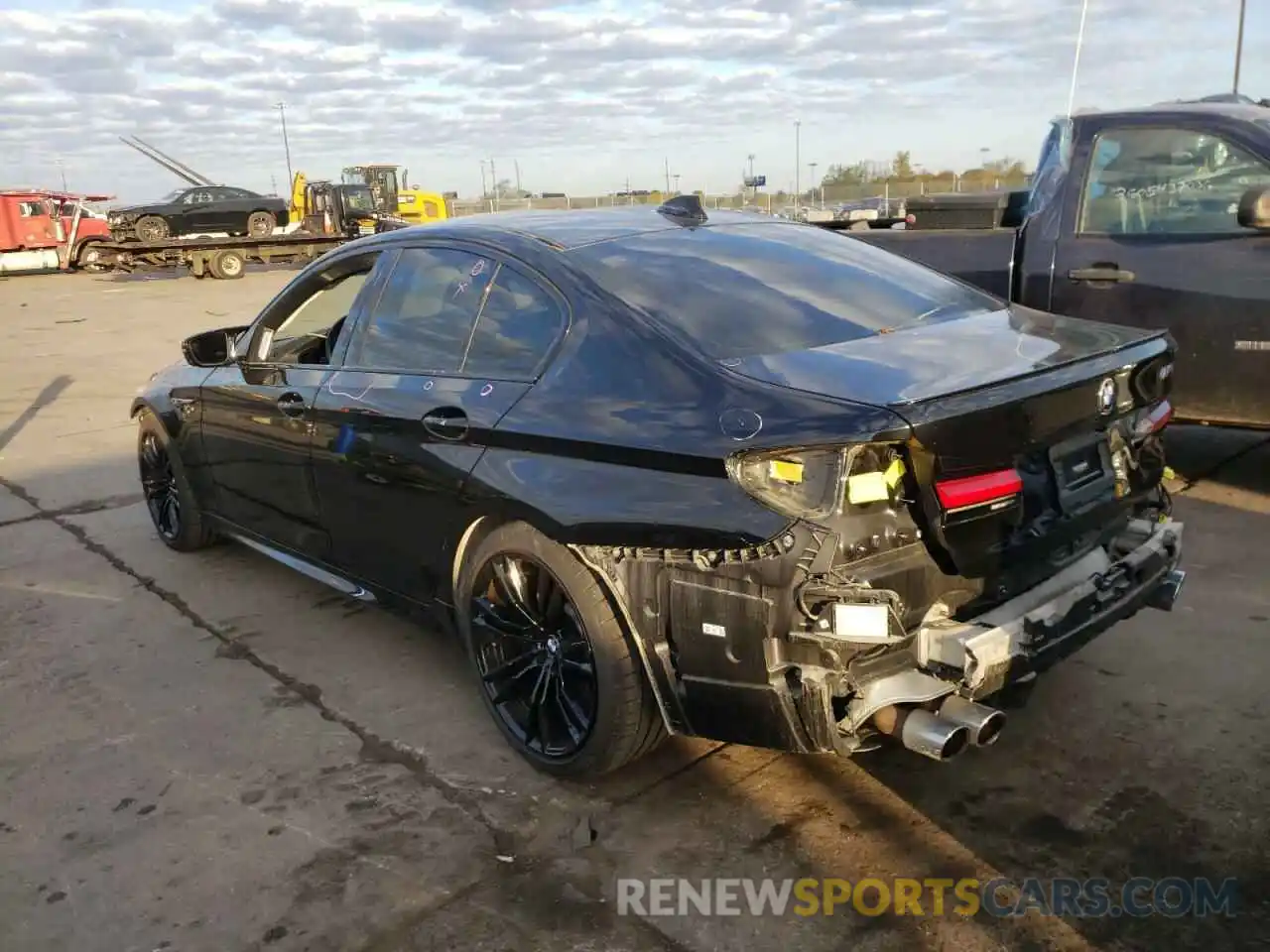 3 Photograph of a damaged car WBS83CH01MCF26346 BMW M5 2021