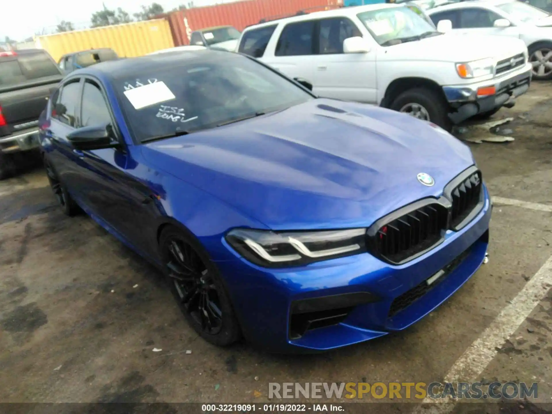 1 Photograph of a damaged car WBS83CH01MCH24795 BMW M5 2021